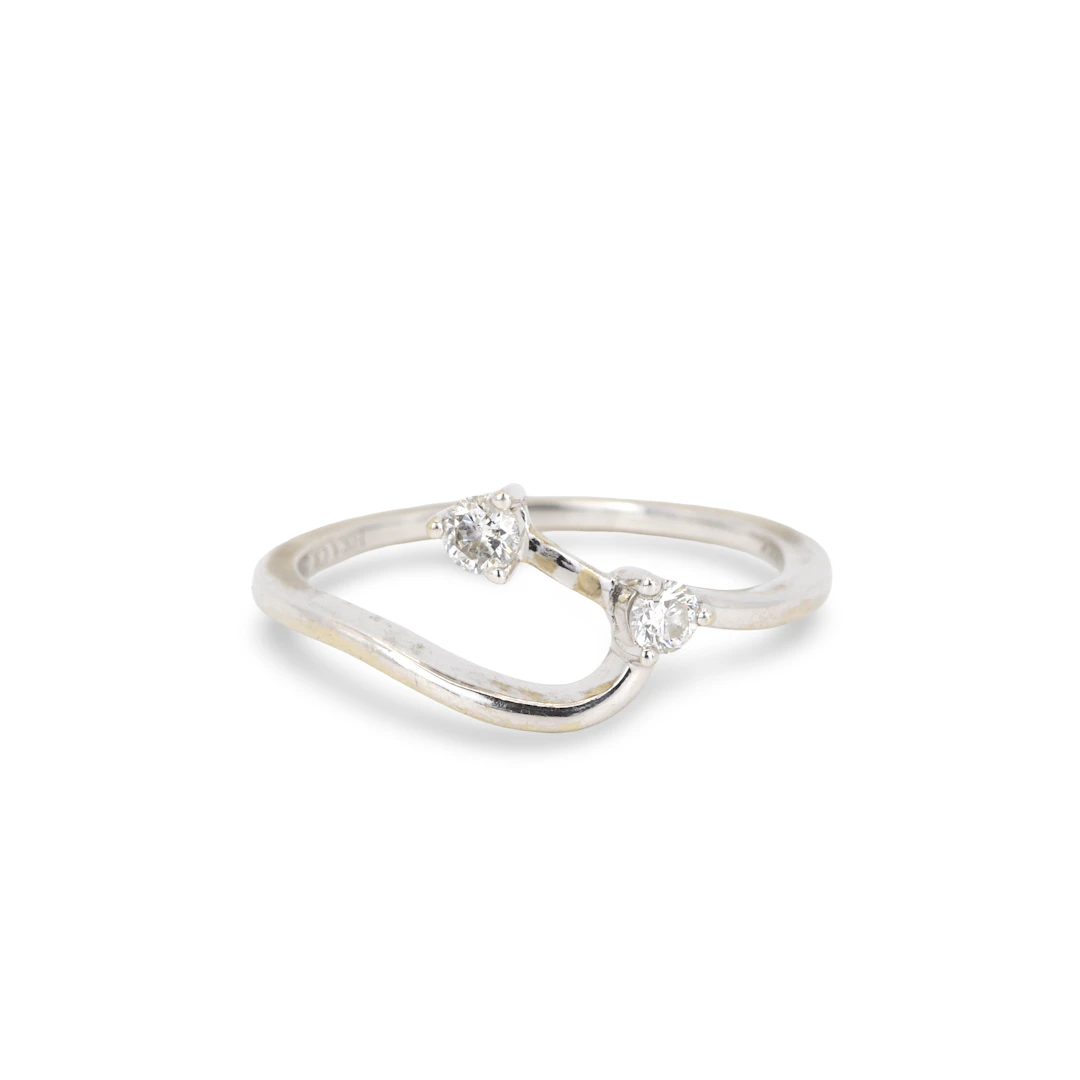 14CT DIAMOND RING.