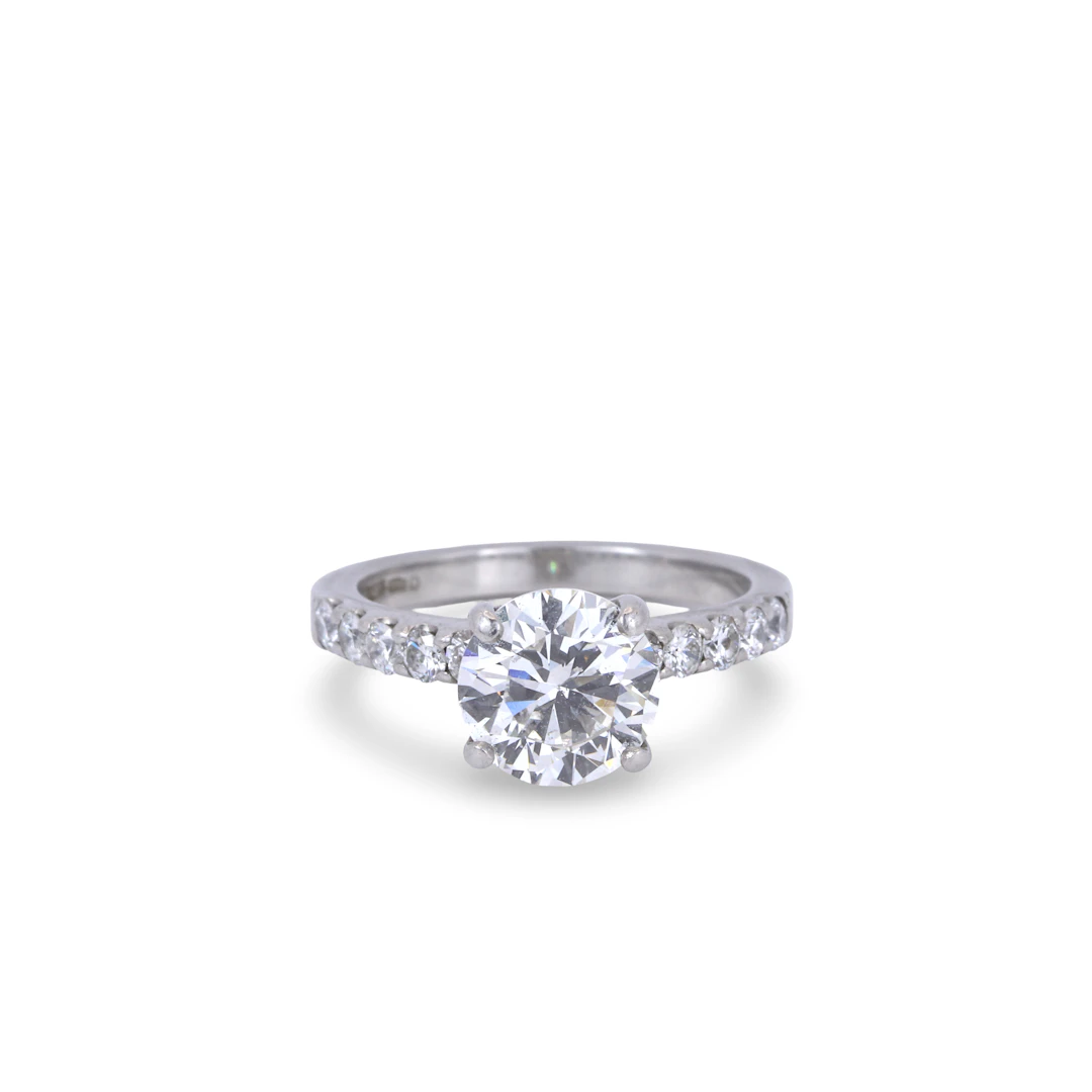 PLATNUM DIAMOND SOLITAIRE RING (2.28CT).