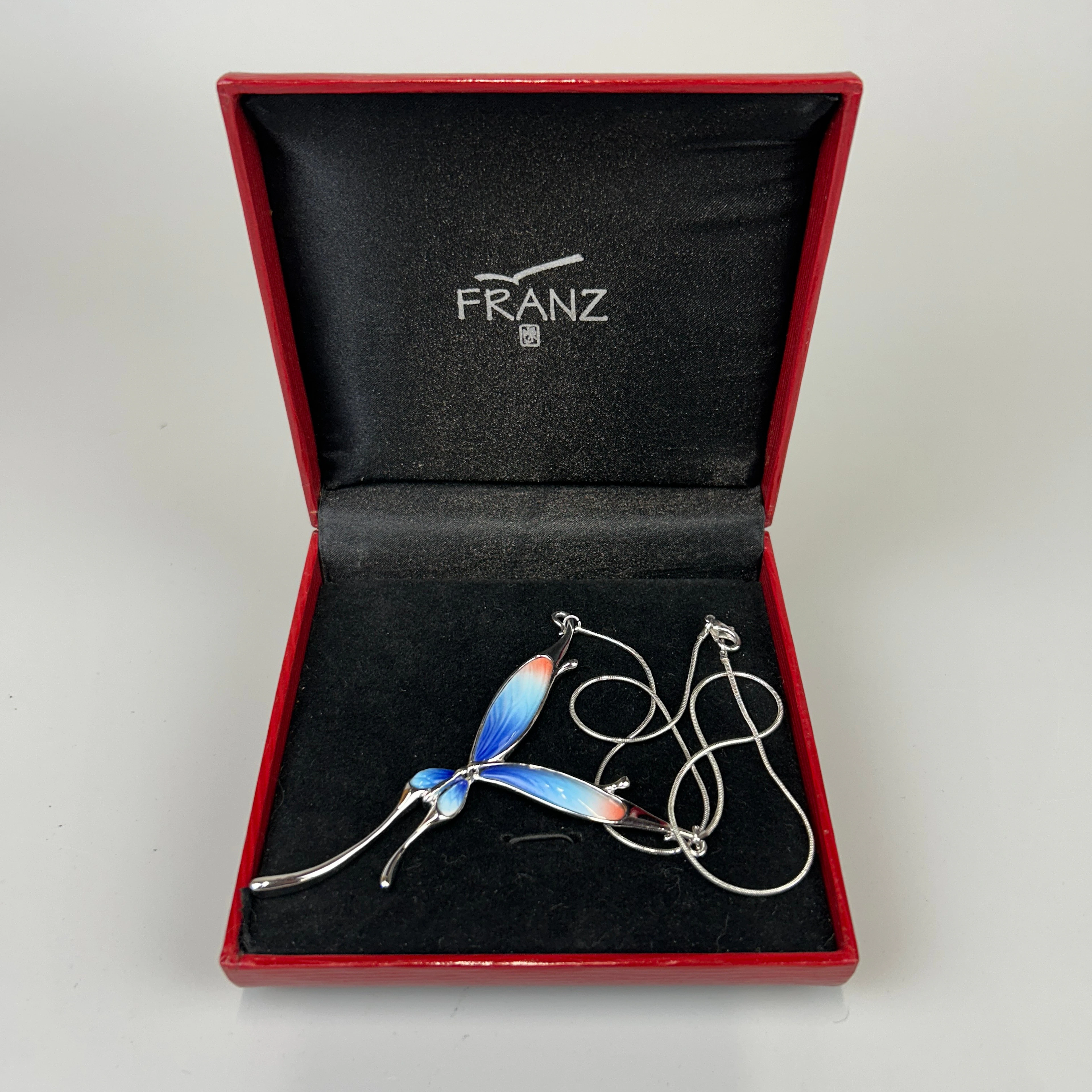 BOXED FRANZ NECKLACE.