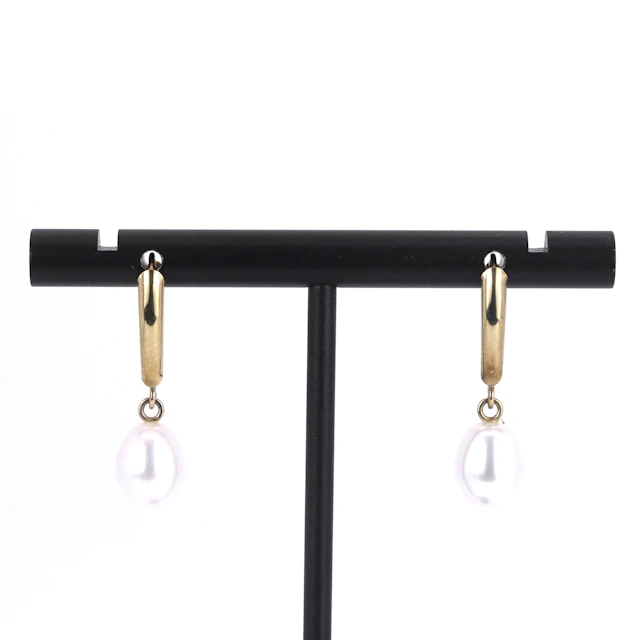 14CT GOLD PEARL EARRINGS.
