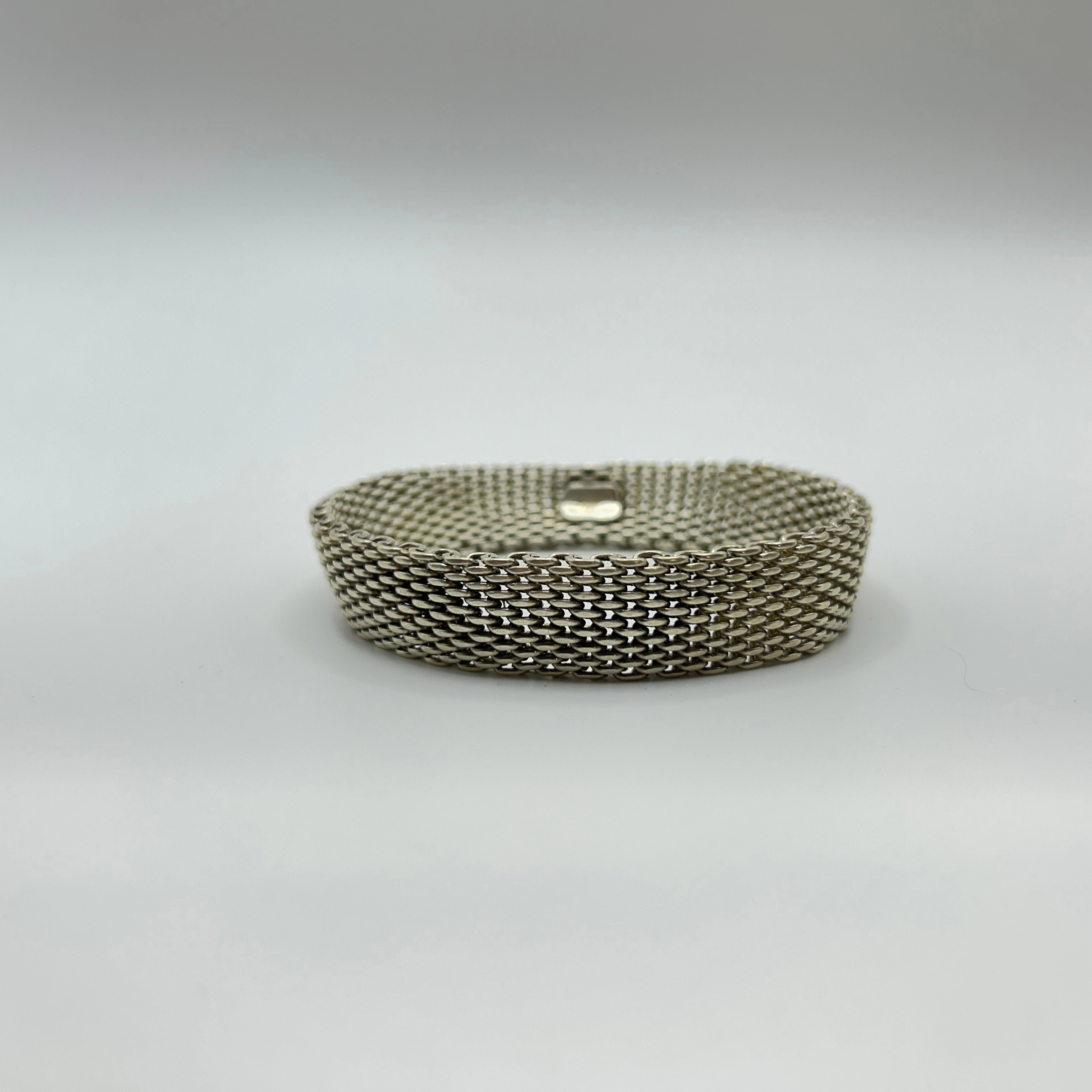 TIFFANY AND CO SILVER BRACELET.