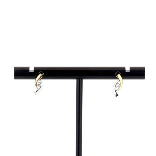9CT GOLD EARRINGS.