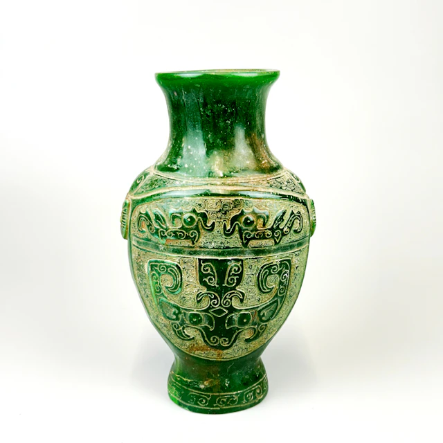 CHINESE FAUX JADE VASE.
