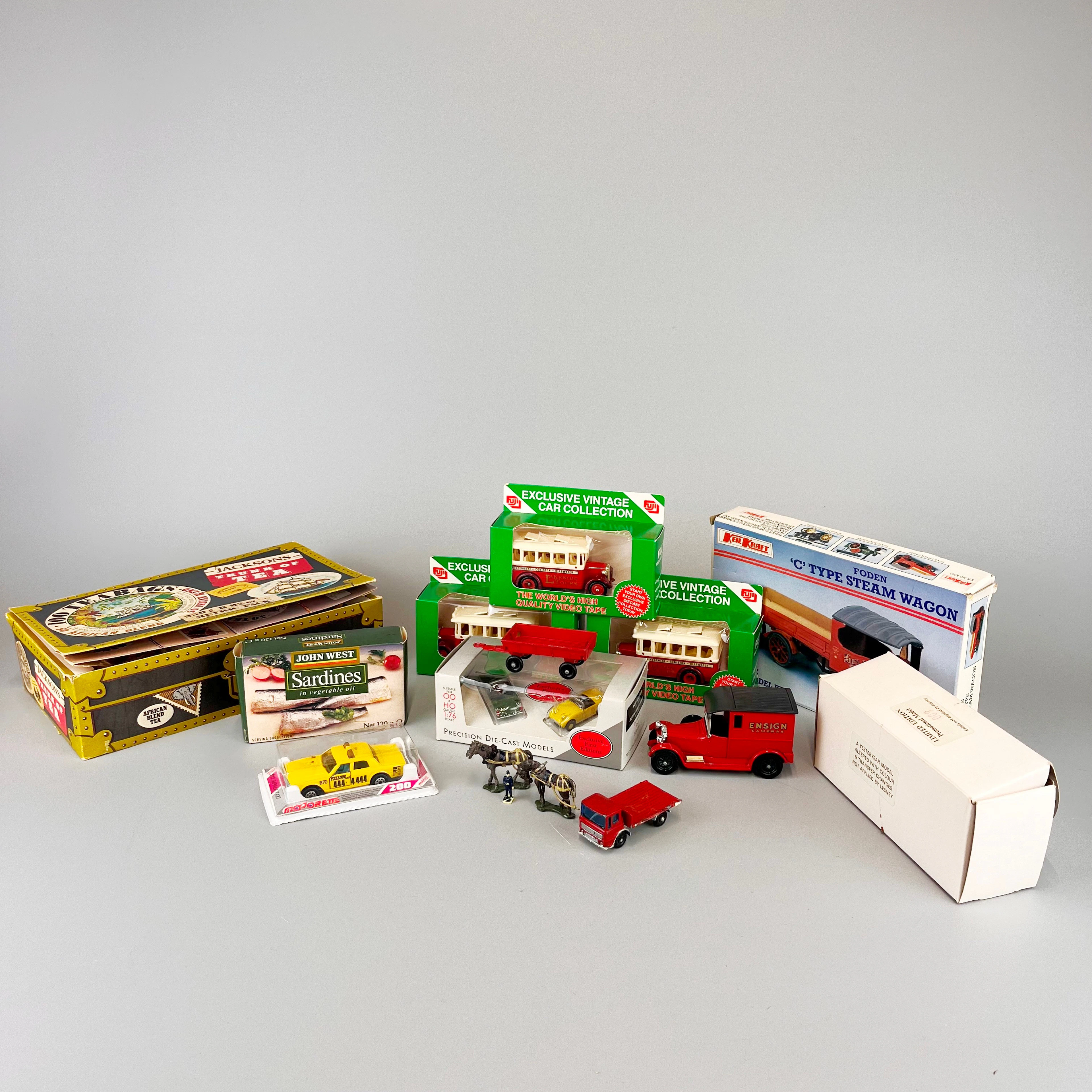 MIXED DIE CAST VEHICLES.