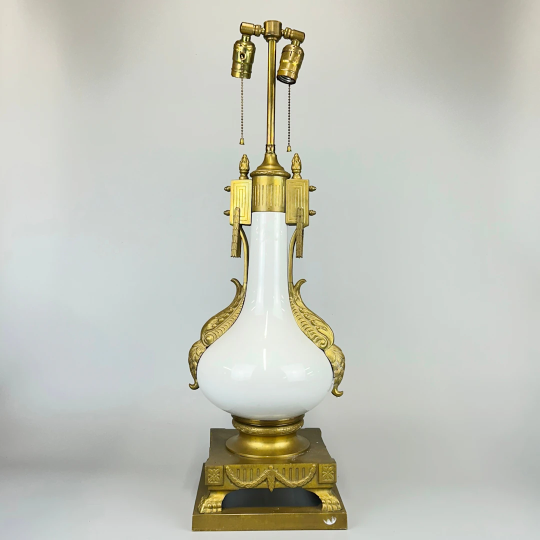 BRONZE & PORCELAIN TABLE LAMP.