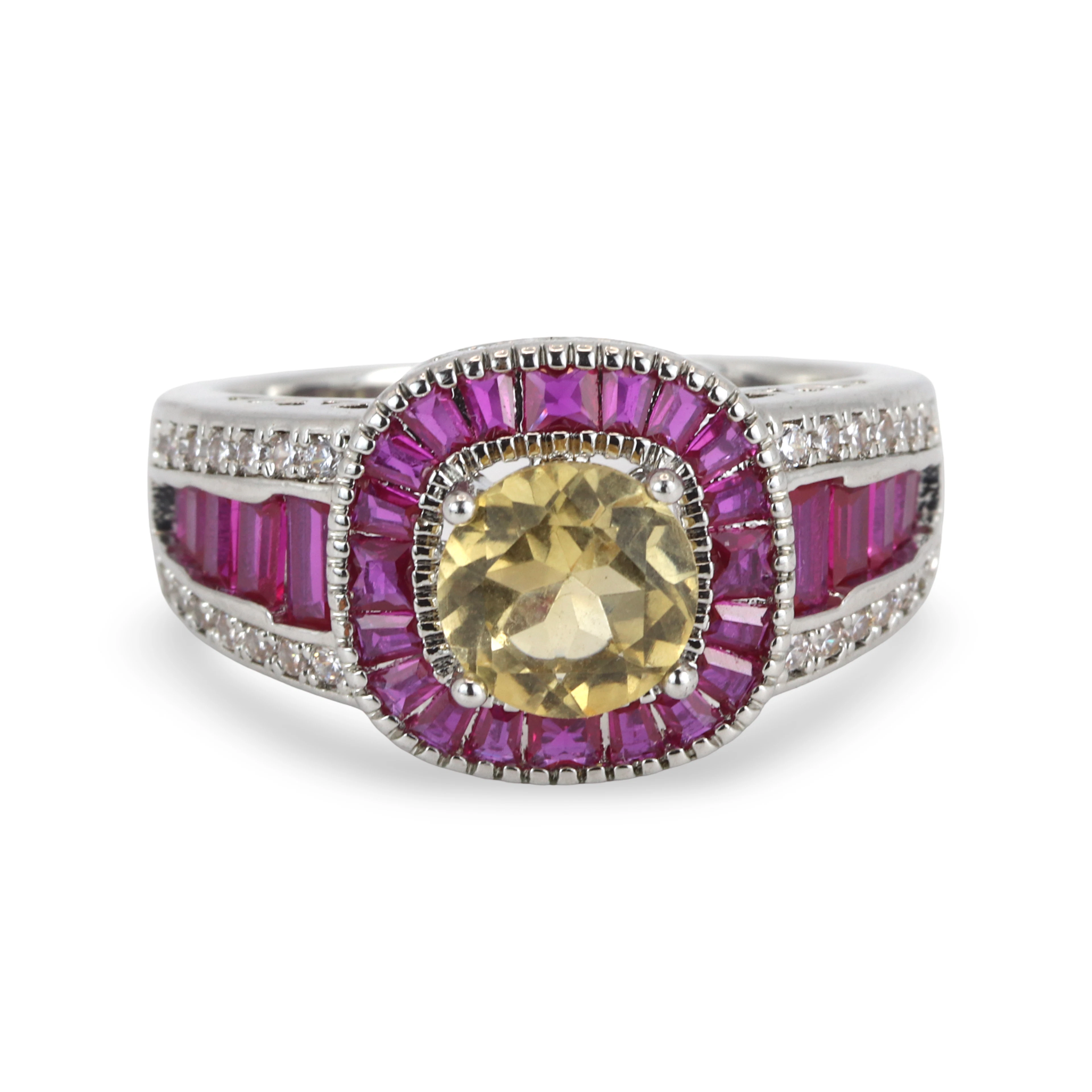 WHITE METAL CITRINE SET RING.