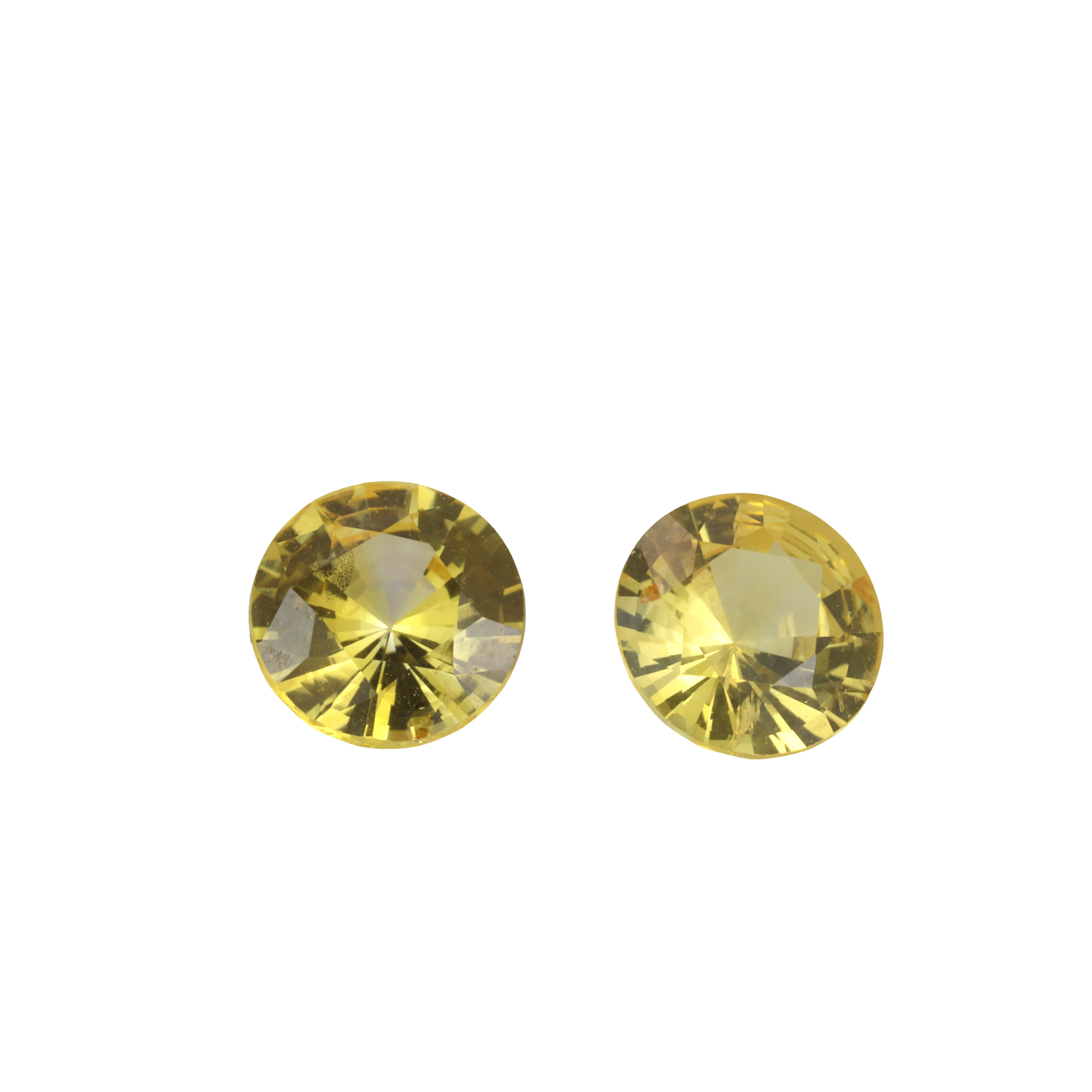 PAIR OF (1.26CT) NATURAL YELLOW SAPPHIRE.