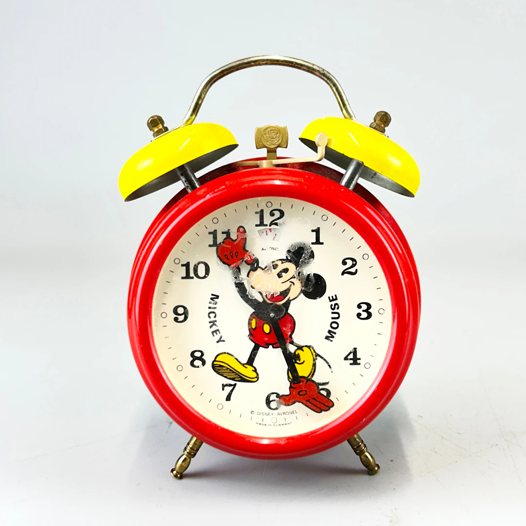 MICKEY MOUSE DESIGN CLOCK.