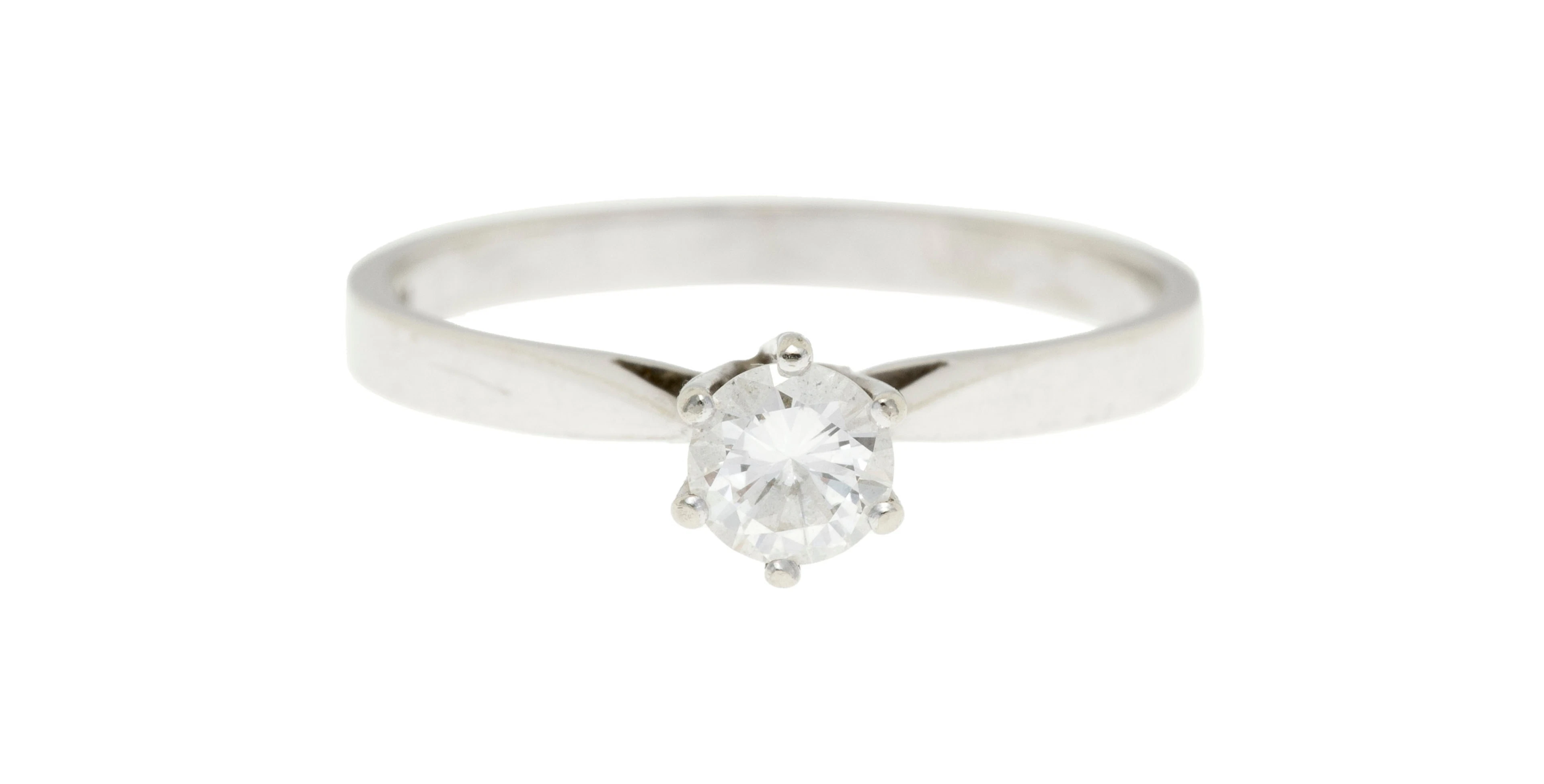 Solitaire or gris 750 serti d’un diamant taille brillant (env. 0.25