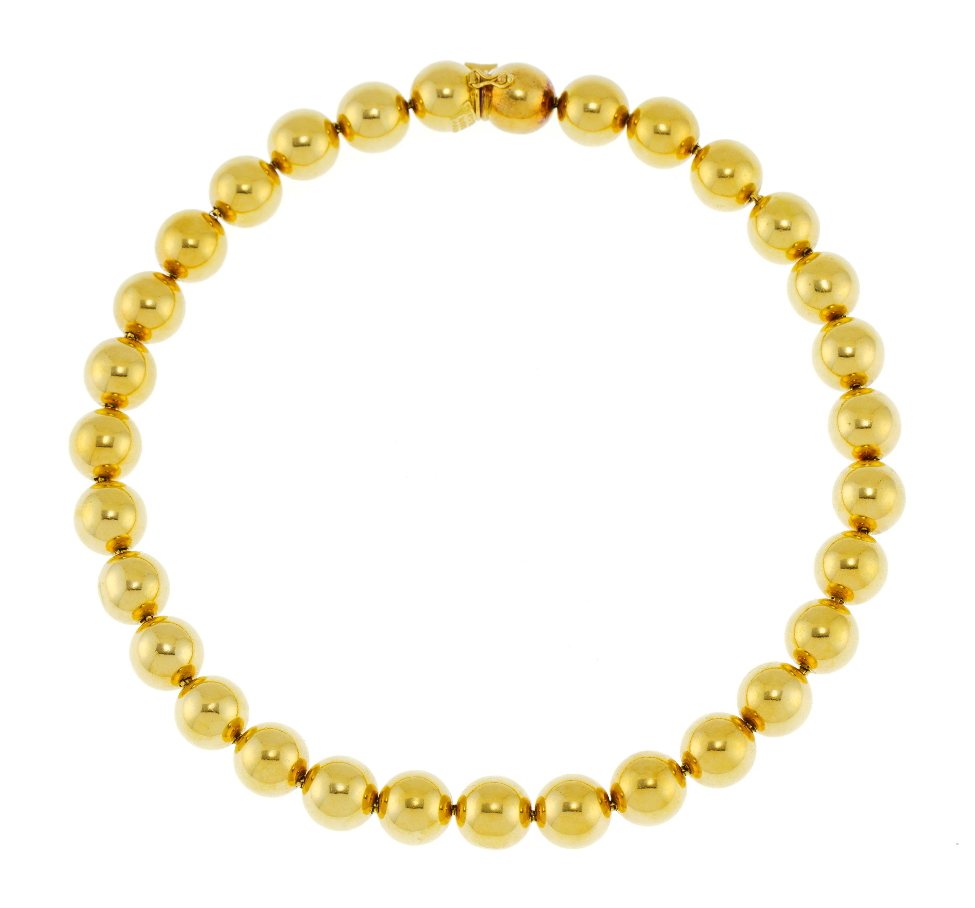 Bulgari, collier en or 750 composé d'une succession de maillons sphériques
