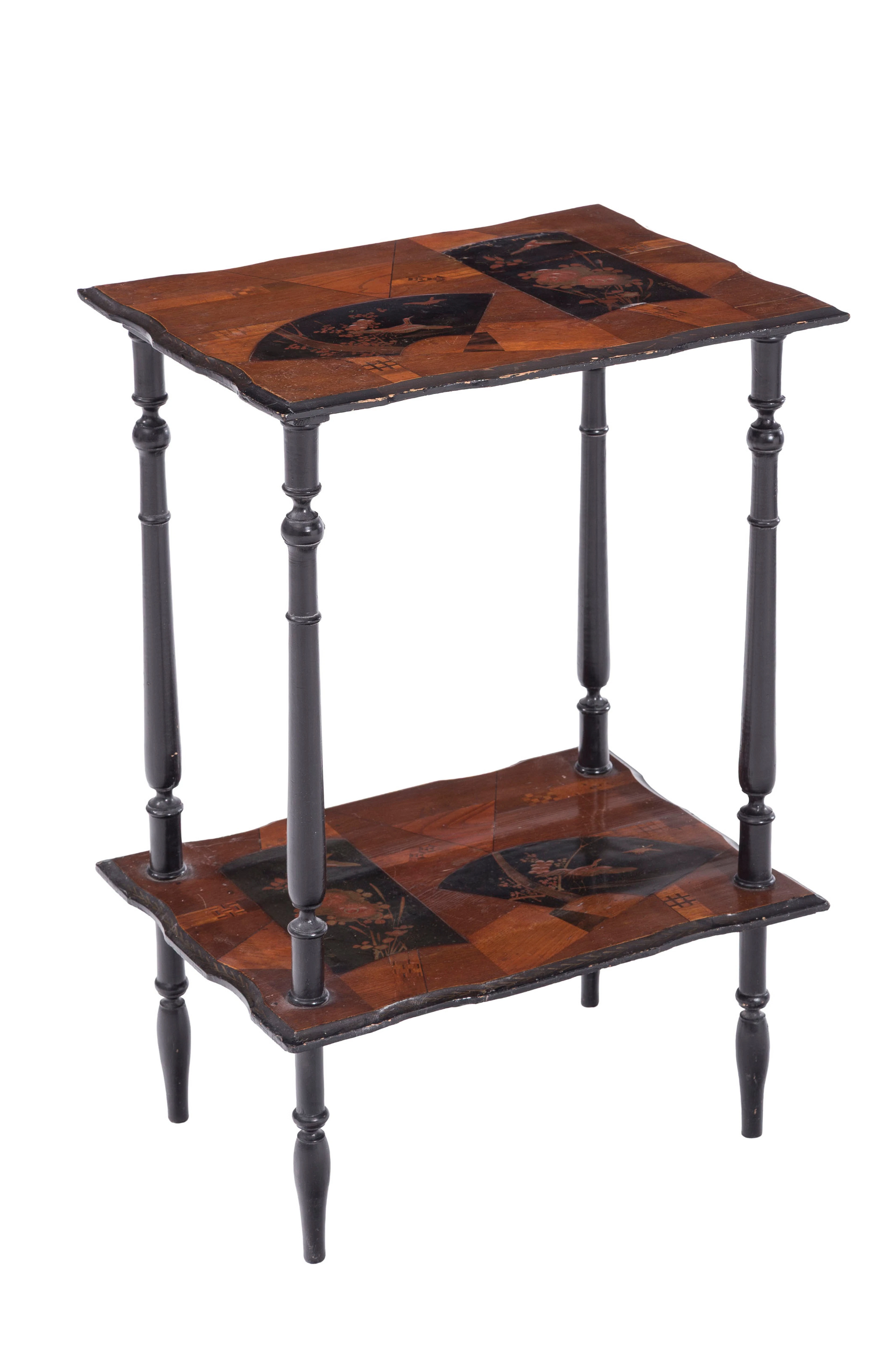 Table d'appoint, fin XIXe s., en bois marqueté agrémenté de laques