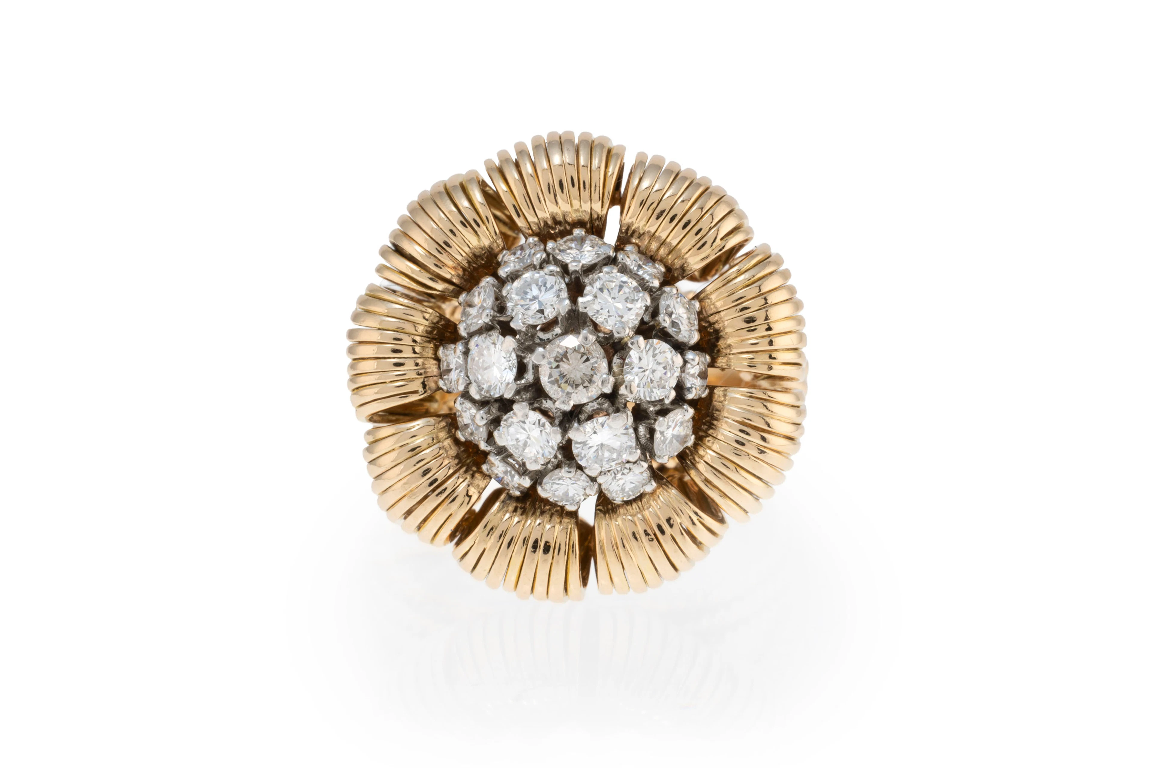 Balanche, Monte Carlo, bague années 1940-50 2 ors 750 sertie de diamants