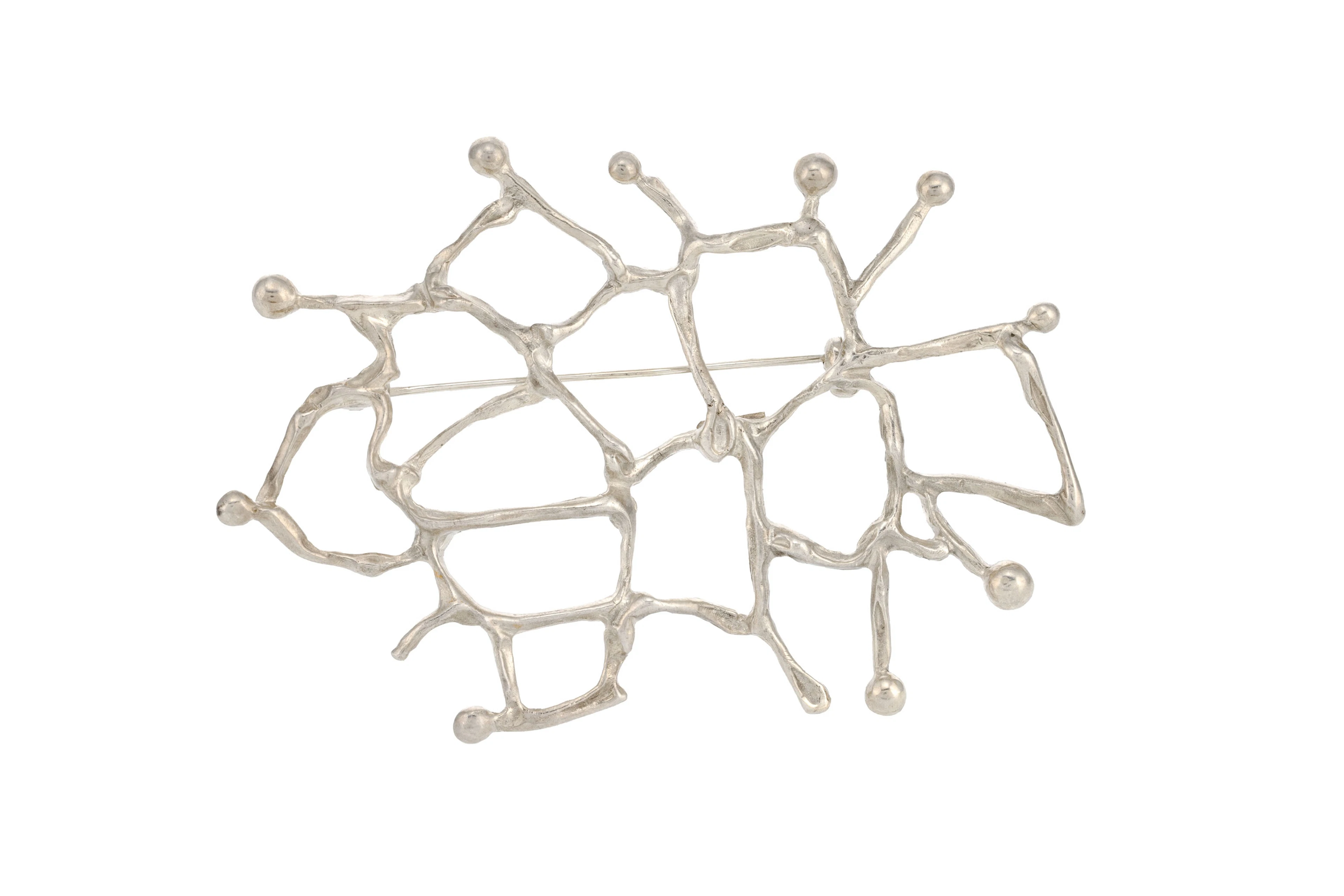 Lalaounis, broche en argent ajouré et texturé, signée, long. 8.1x5.5 cm