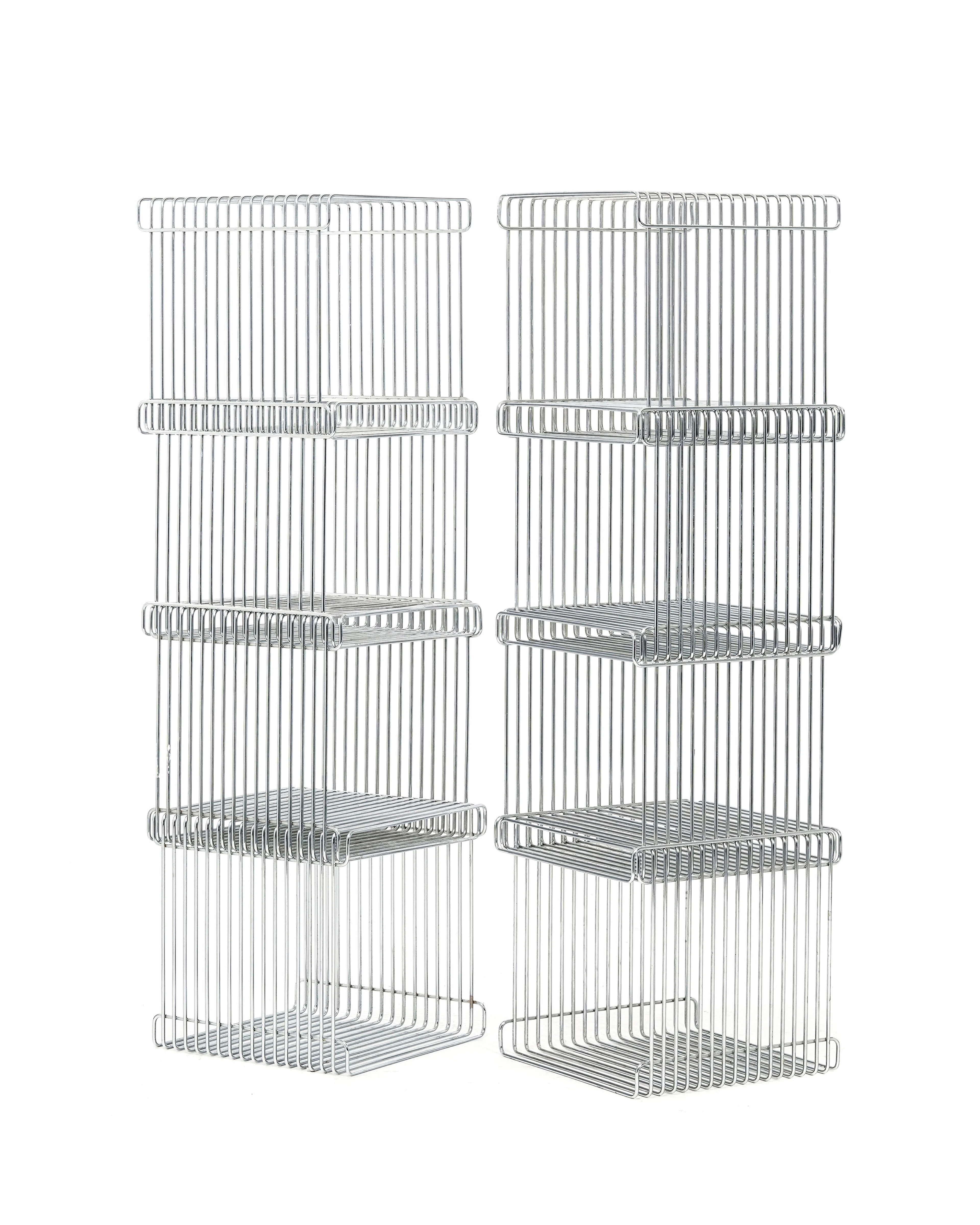 8 éléments de bibliothèque Panton Wire d'après Verner Panton (1926-1998)