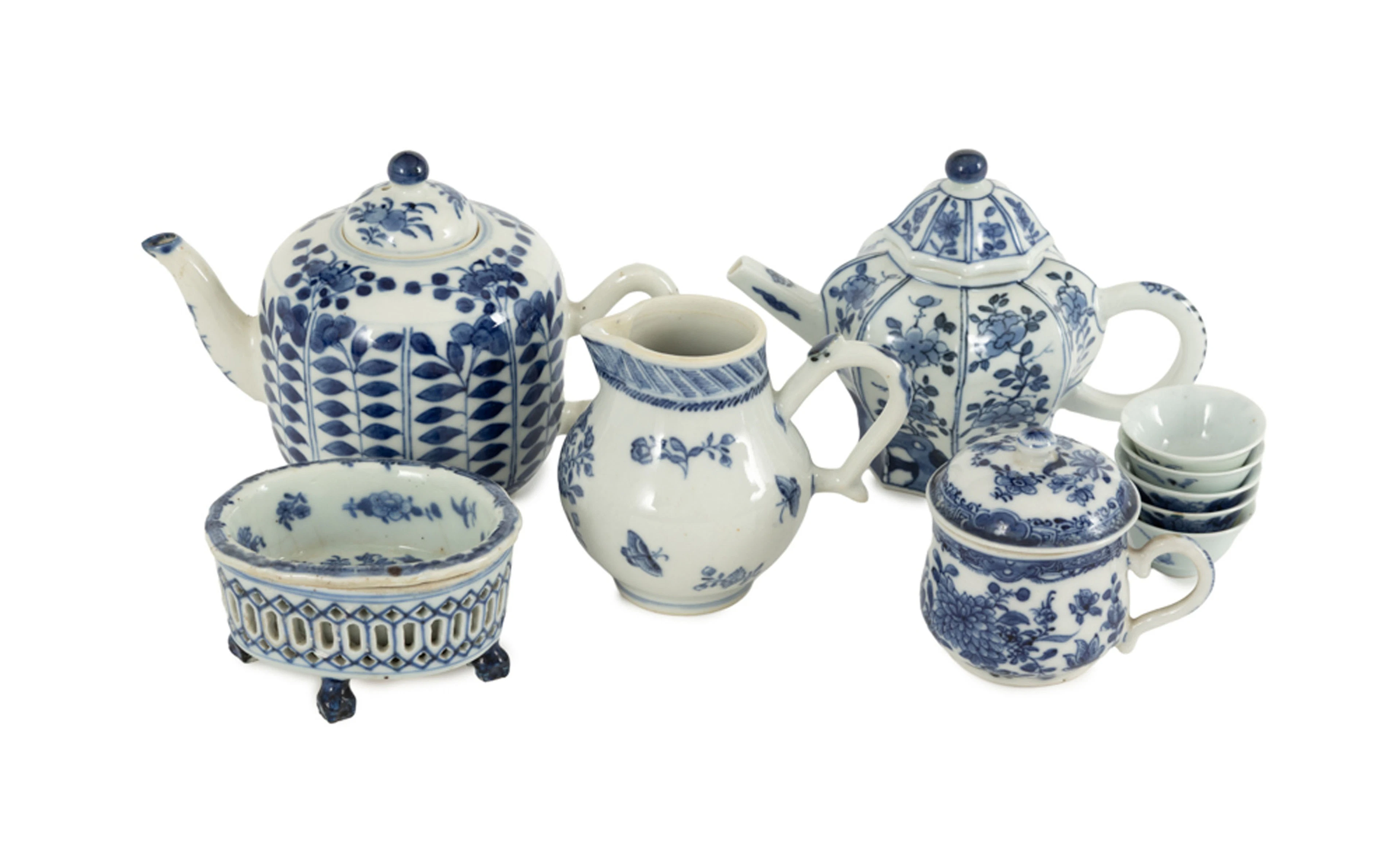 Ensemble de 10 porcelaines bleu blanc, Chine, dynastie Qing, comprenant: