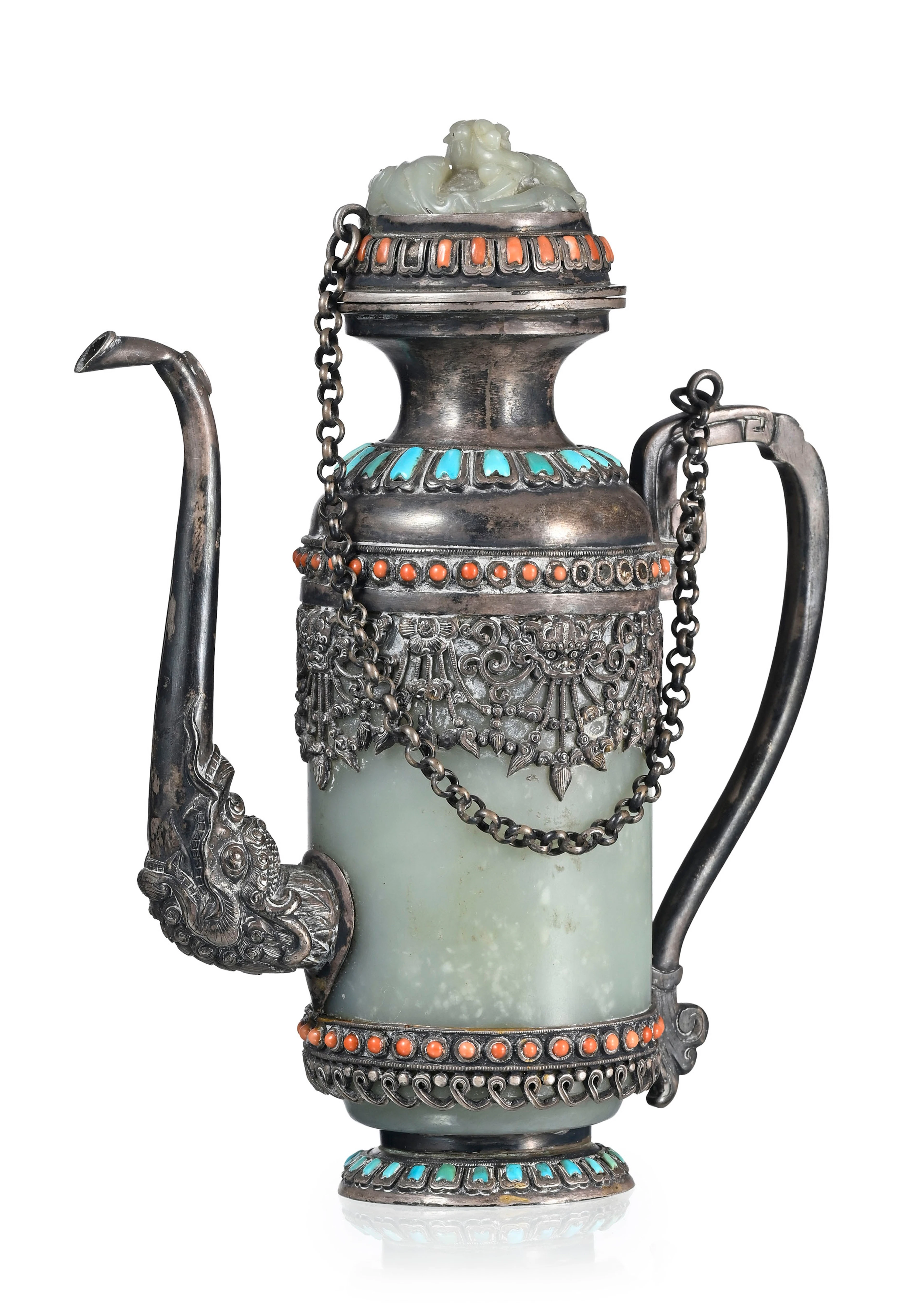 Aiguière couverte en argent, jade, turquoises et corail, Tibet ou