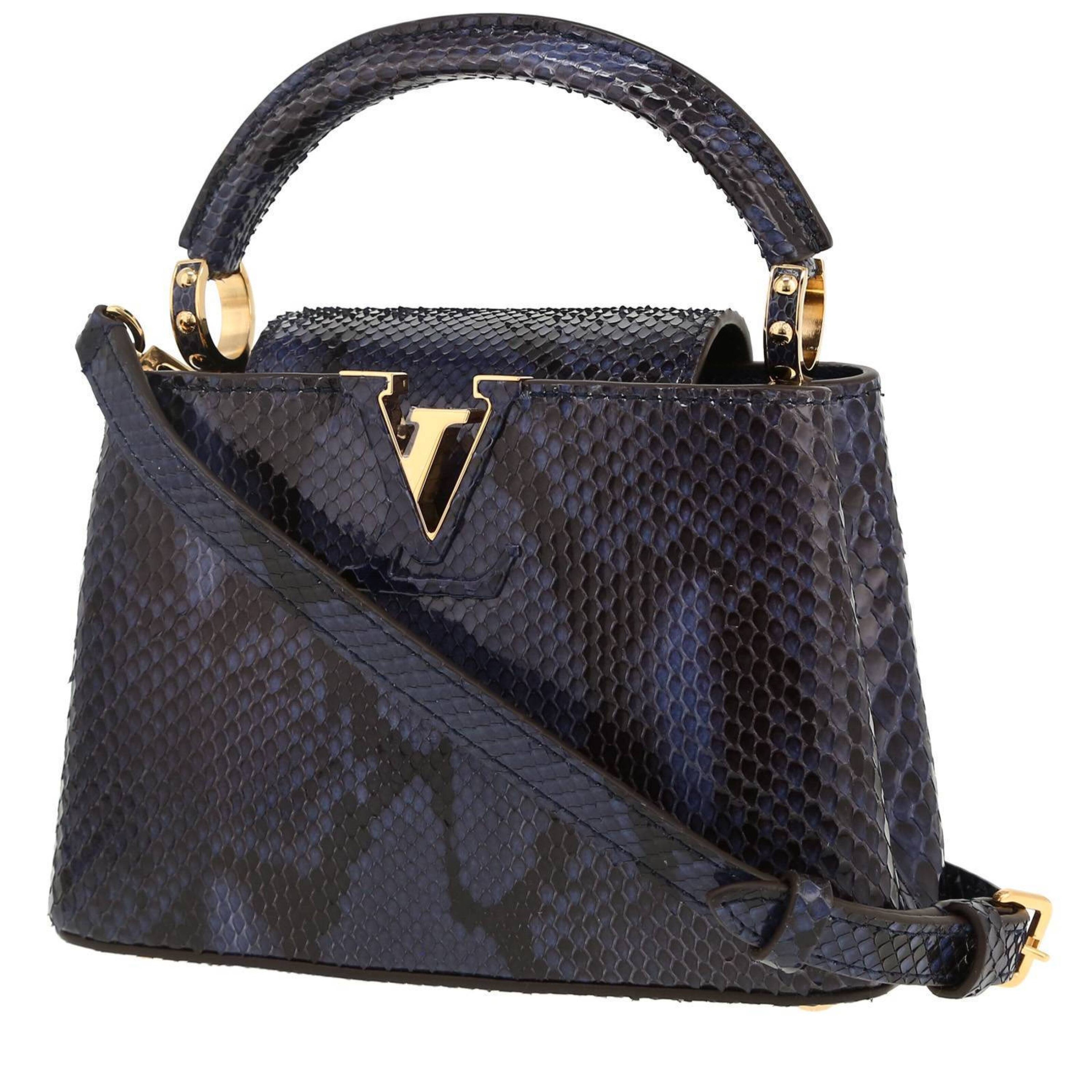 Louis Vuitton, sac Capucines Mini en python bleu, lancement 2014