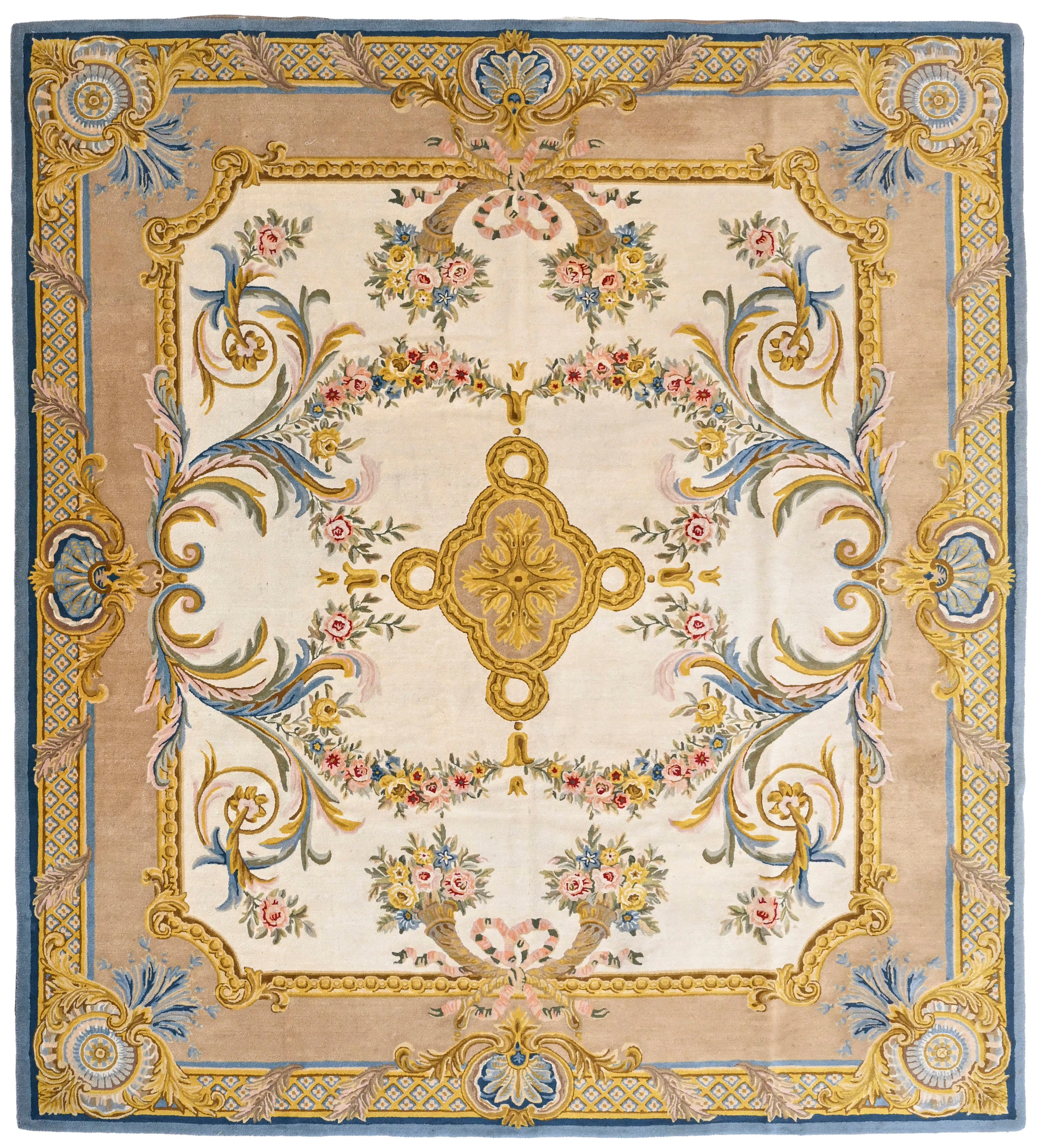 Tapis dans le goût de la Savonnerie, 2ème moitié du XXe s., à médaillon