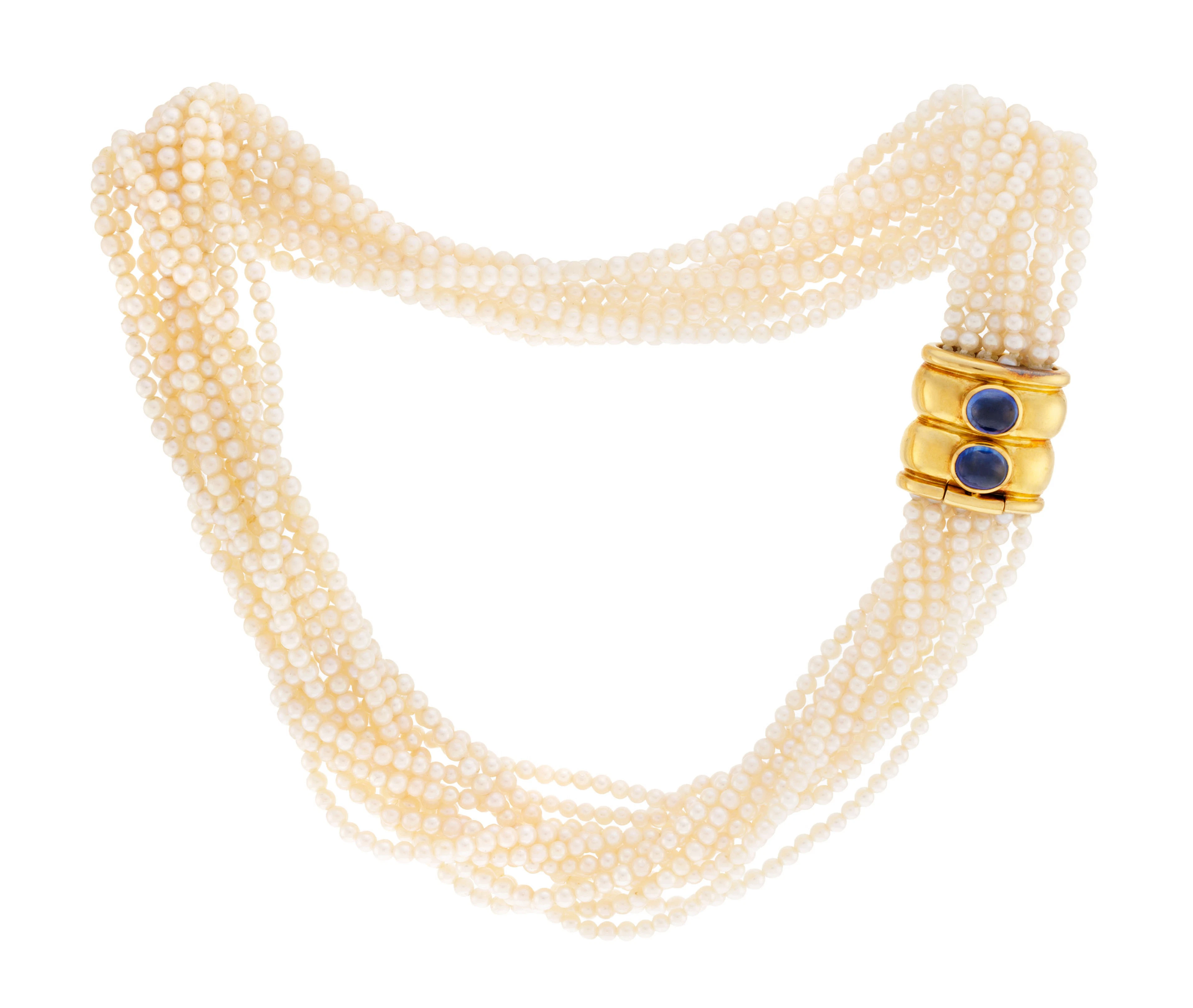 Collier multi-rangs de perles de culture blanches, fermoir en or 750