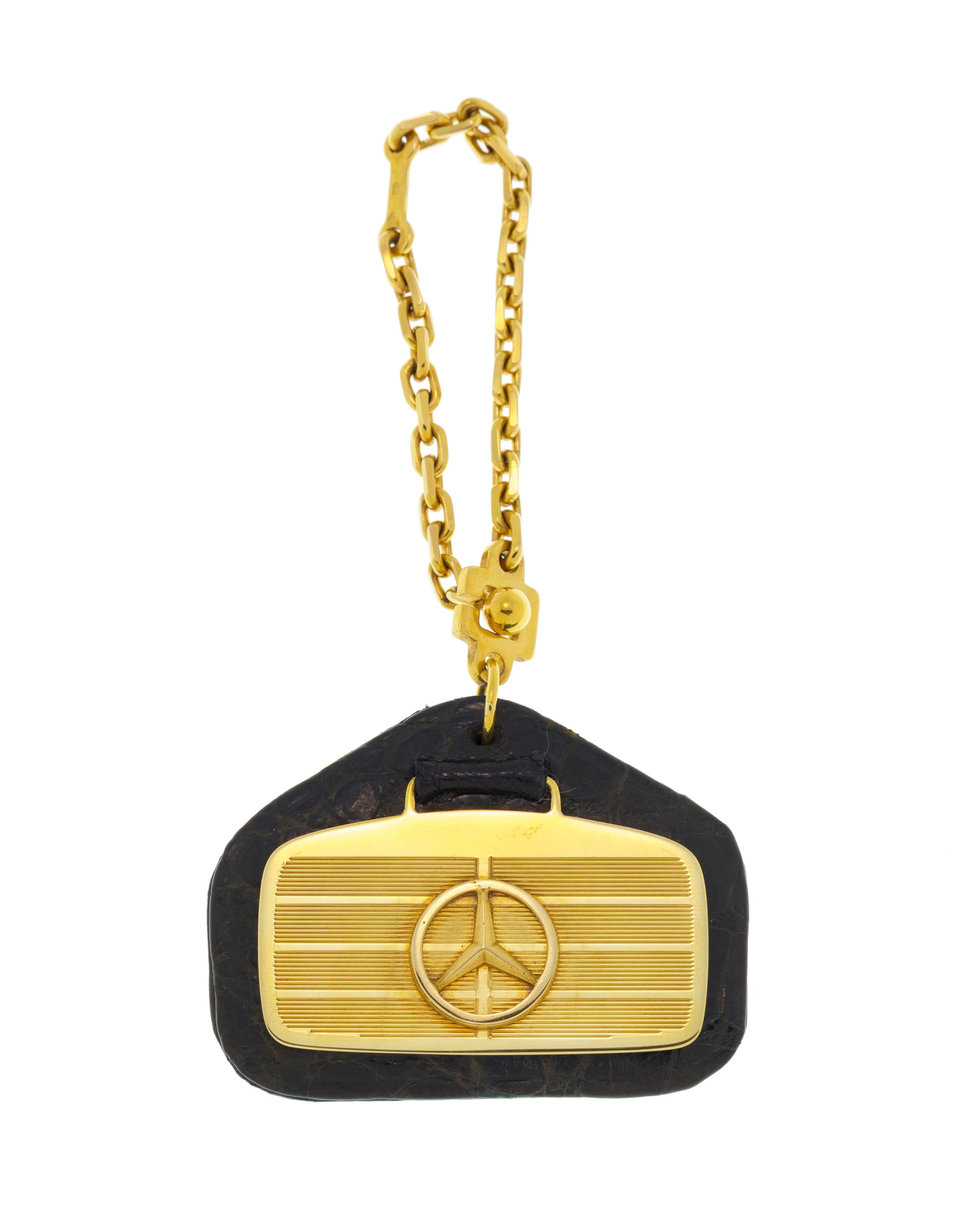 Porte-clés "Mercedes-Benz "or 750 et cuir de crocodile noir, h. 9.8 cm, 23g