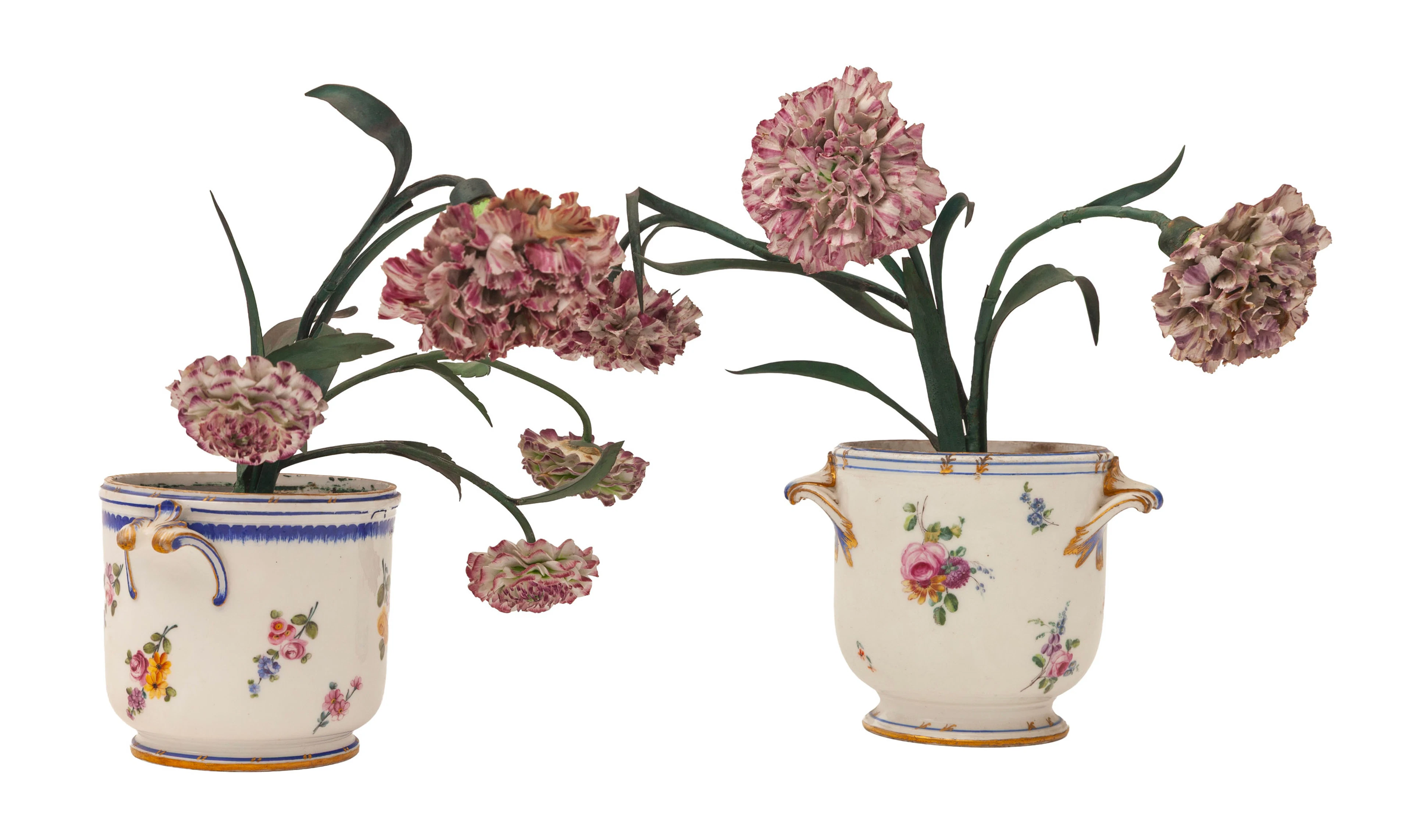 Paire de cache-pots en porcelaine et tôle peinte dans le goût de Sèvres