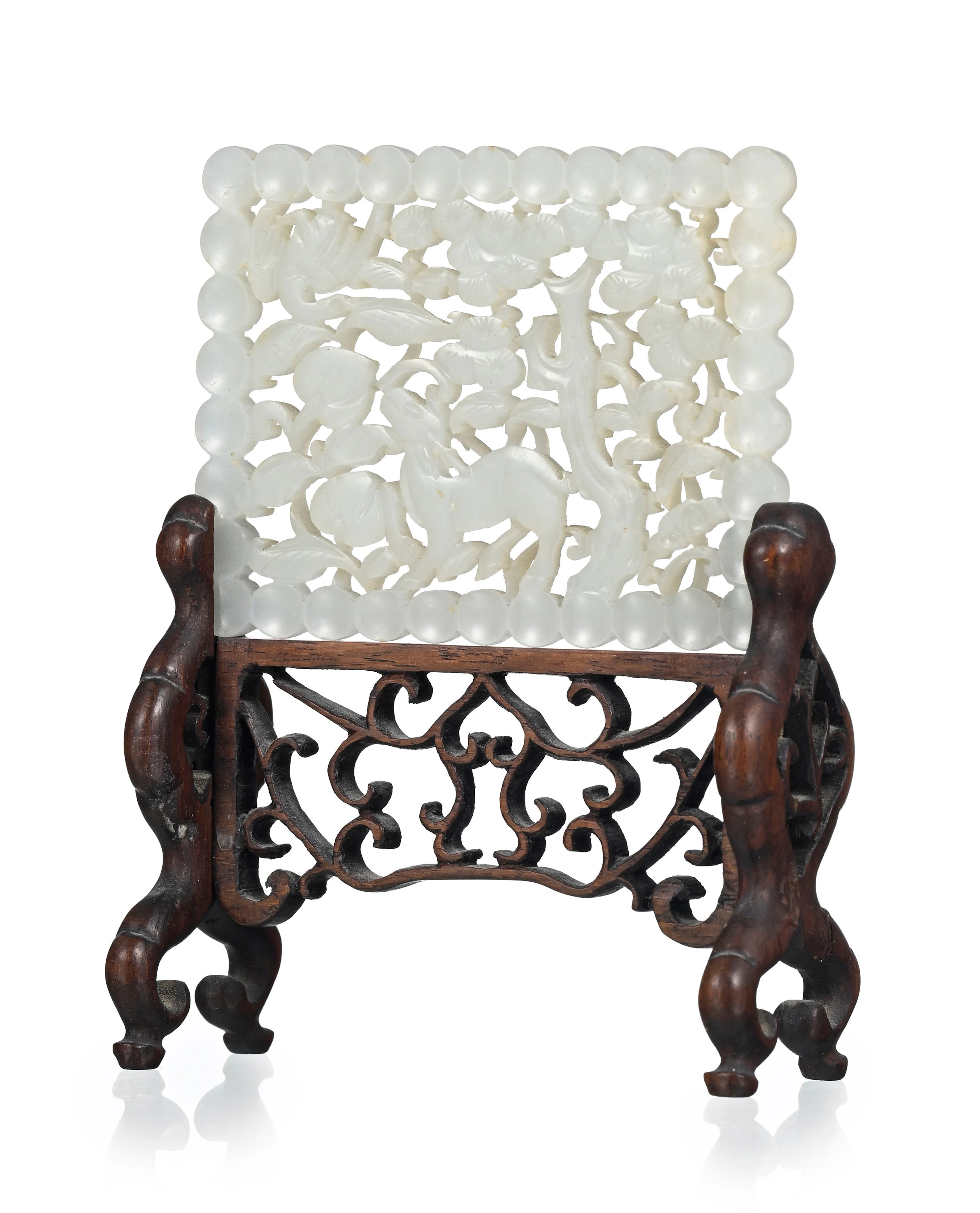 Plaque rectangulaire partiellement ajourée en jade, Chine, décor de
