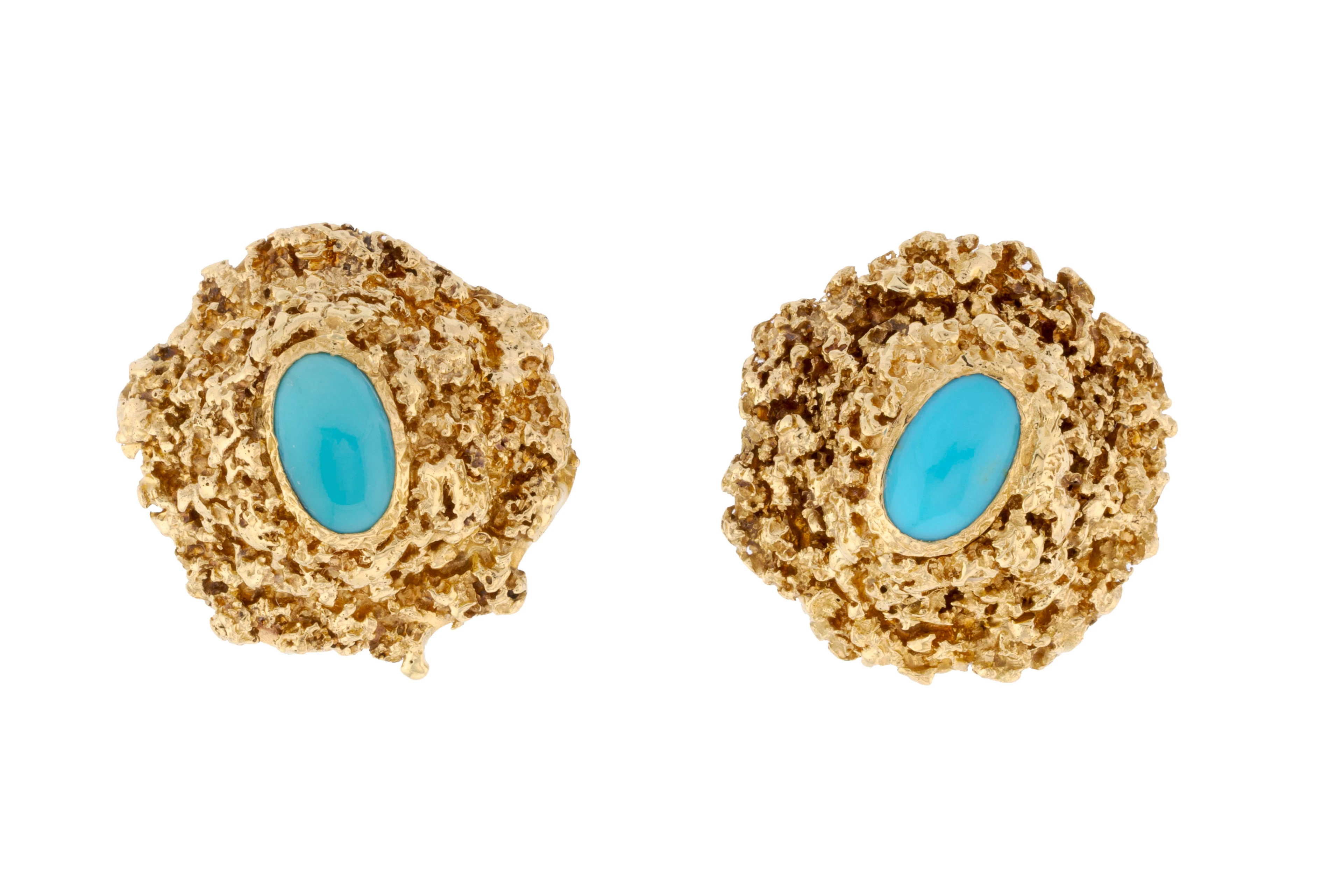 Chaumet, paire de clips d'oreilles années 1970 or 750 texturé façon
