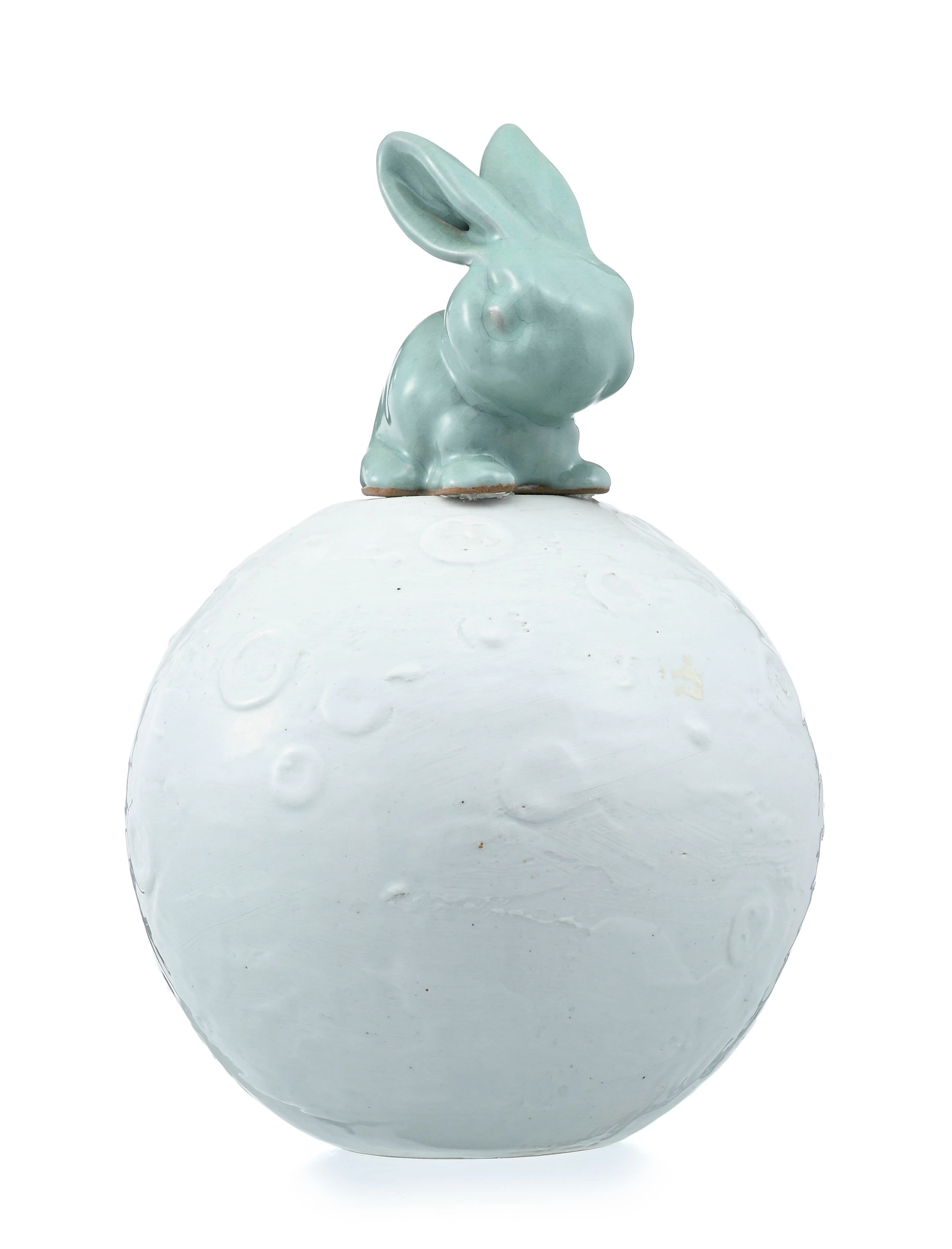 Nam June Paik (1932-2006), Rabbit on the moon, 1989, sculpture en