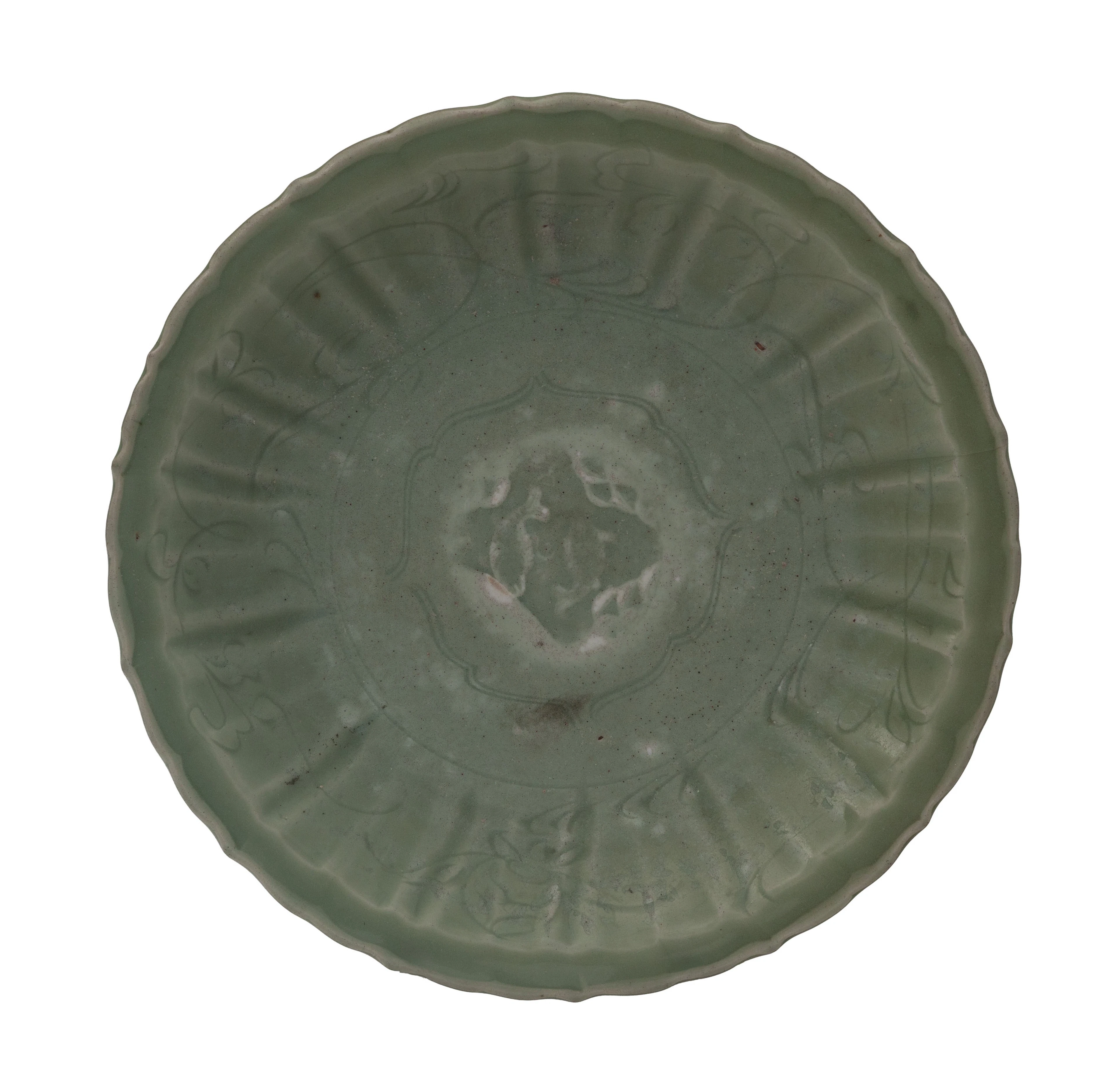 Plat floriforme en céramique à glaçure céladon, Chine, dynastie Ming