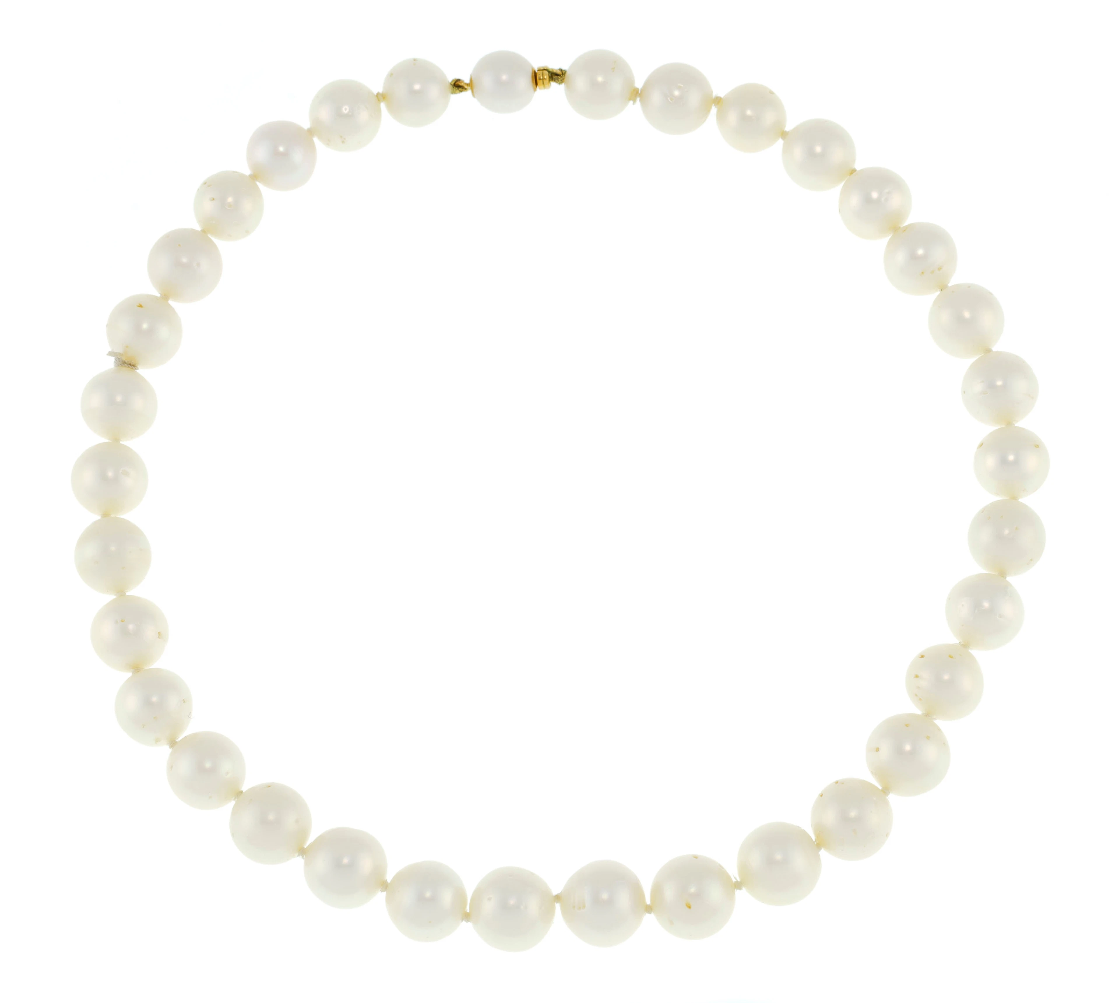 Collier un rang de perles de culture des mers du Sud en chute, fermoir