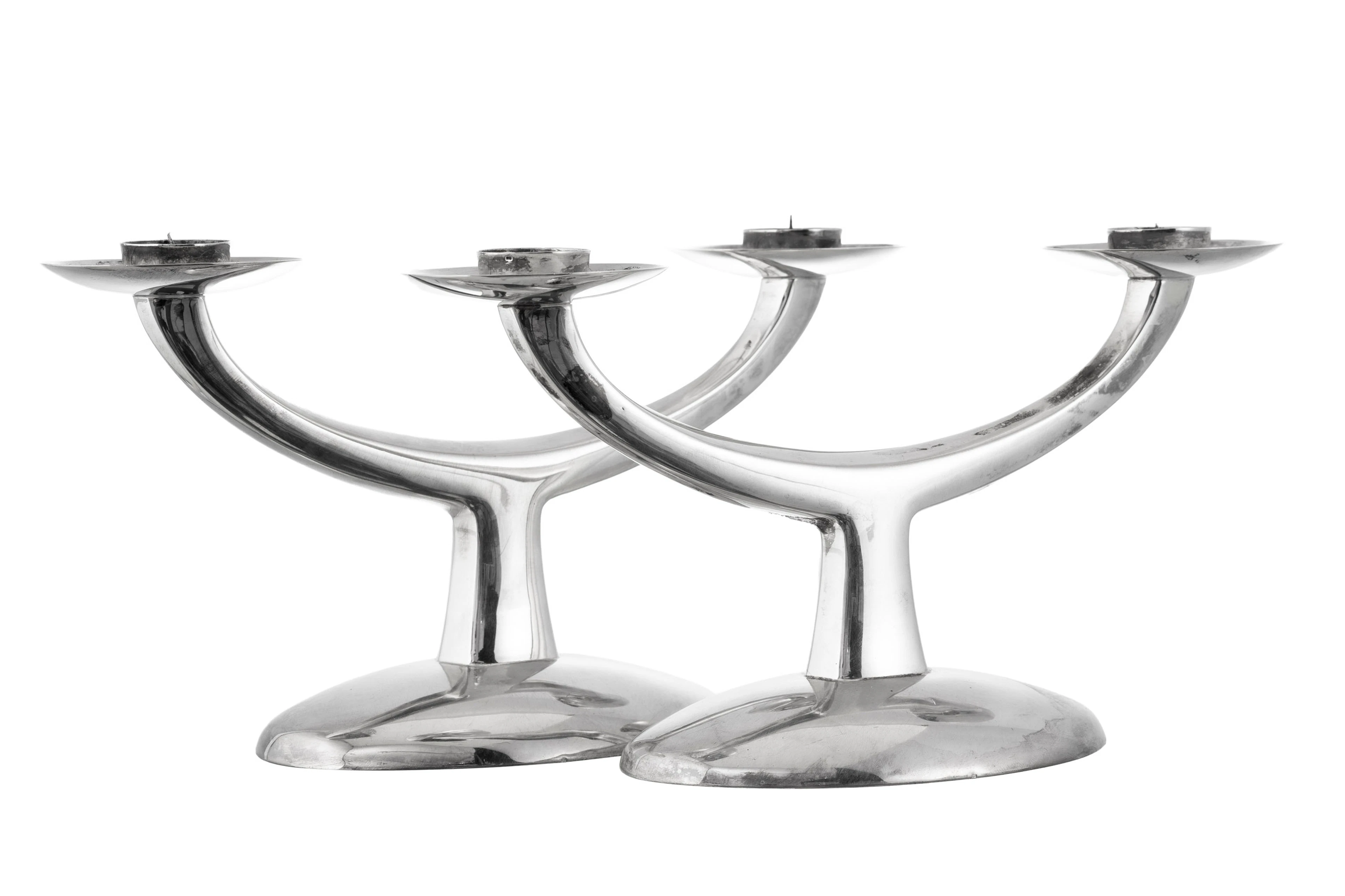 Paire de candélabres à 2 bras de lumière style Art Déco en argent