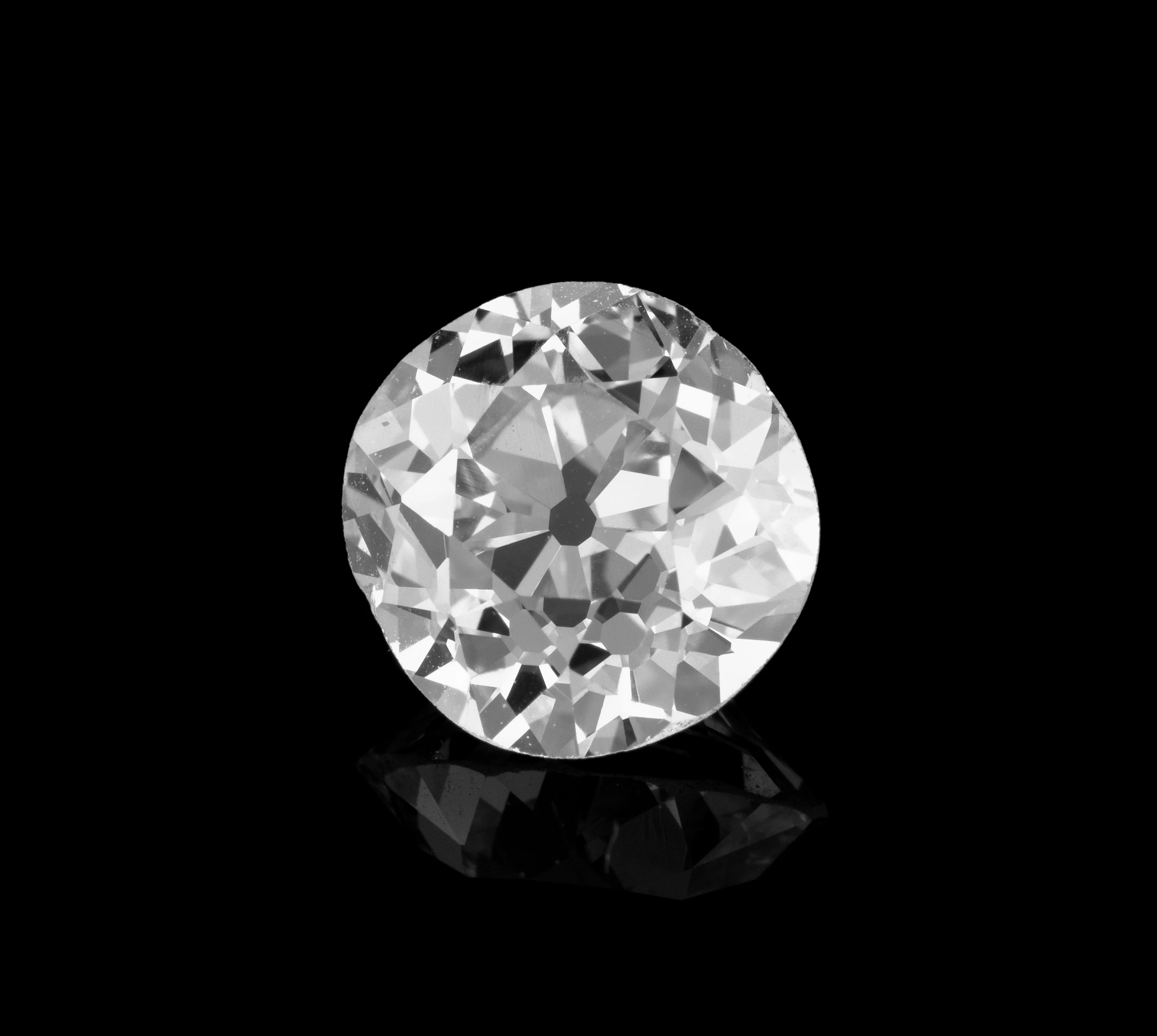 Un diamant taille ancienne sur papier de 2.36 carats