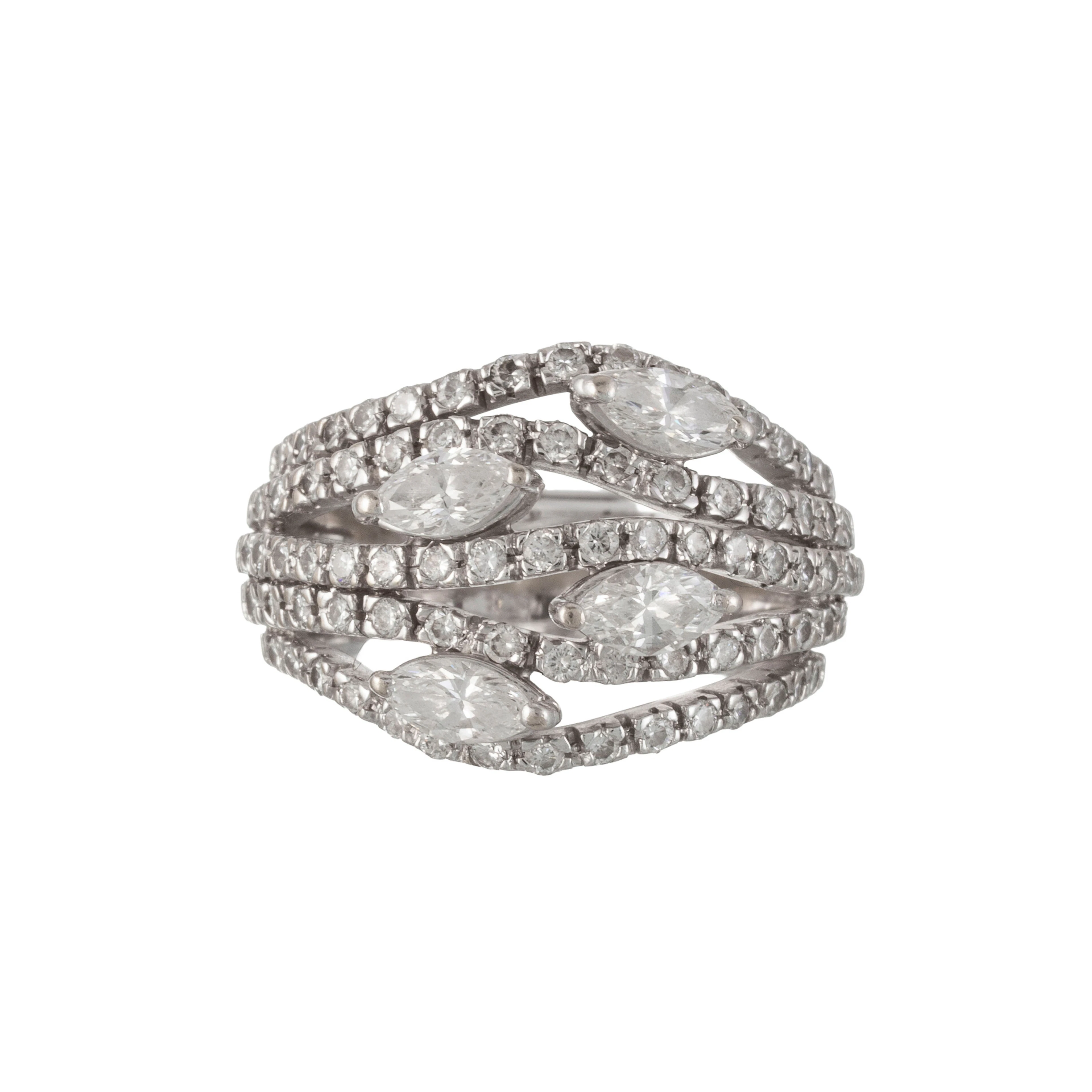 Marika, bague or gris 750 composée de plusieurs lignes ondulées serties