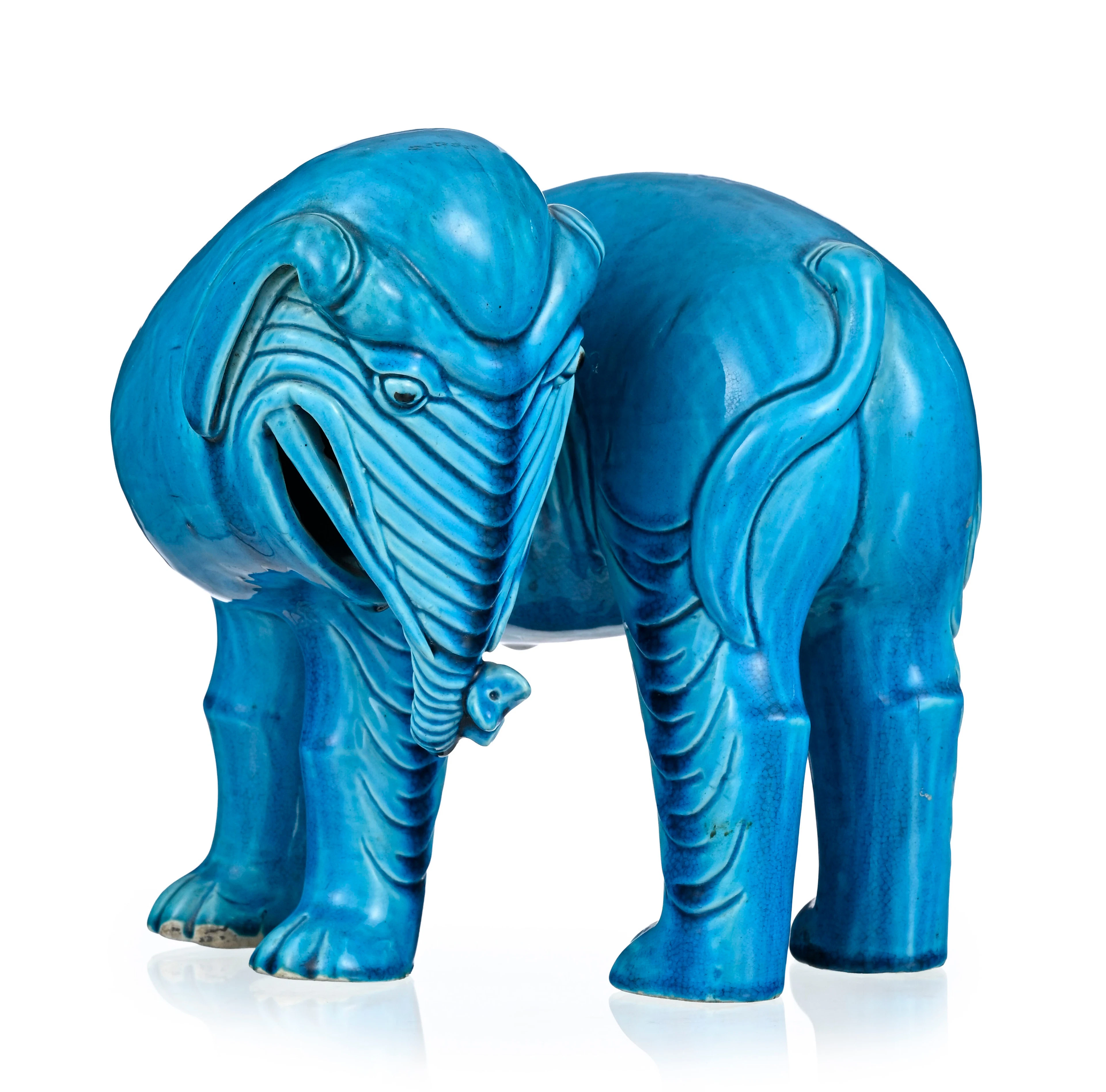 Éléphant en céramique à glaçure monochrome turquoise, Chine, dynastie