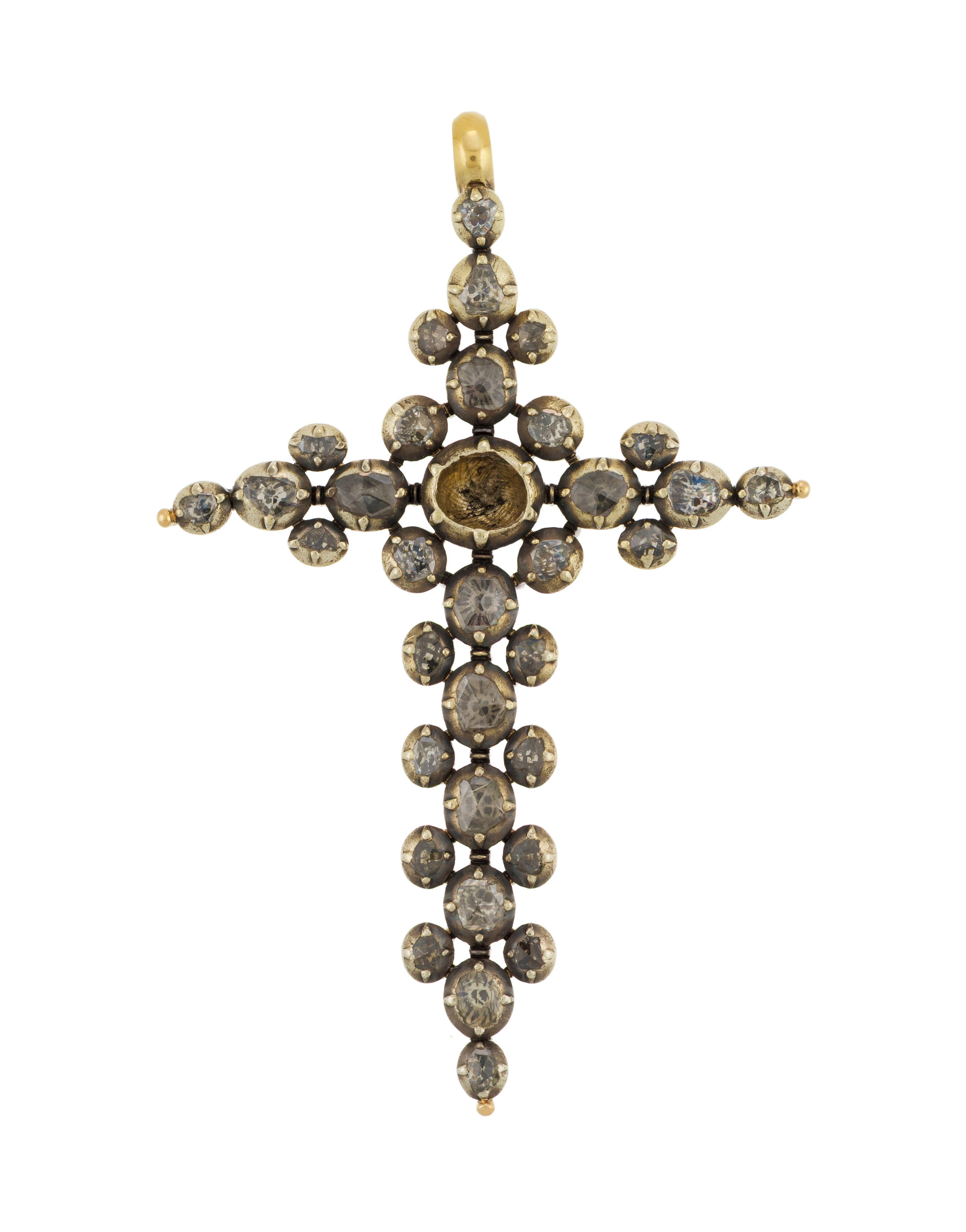 Pendentif croix début XIXe s., en argent et or serti foilback de diamants