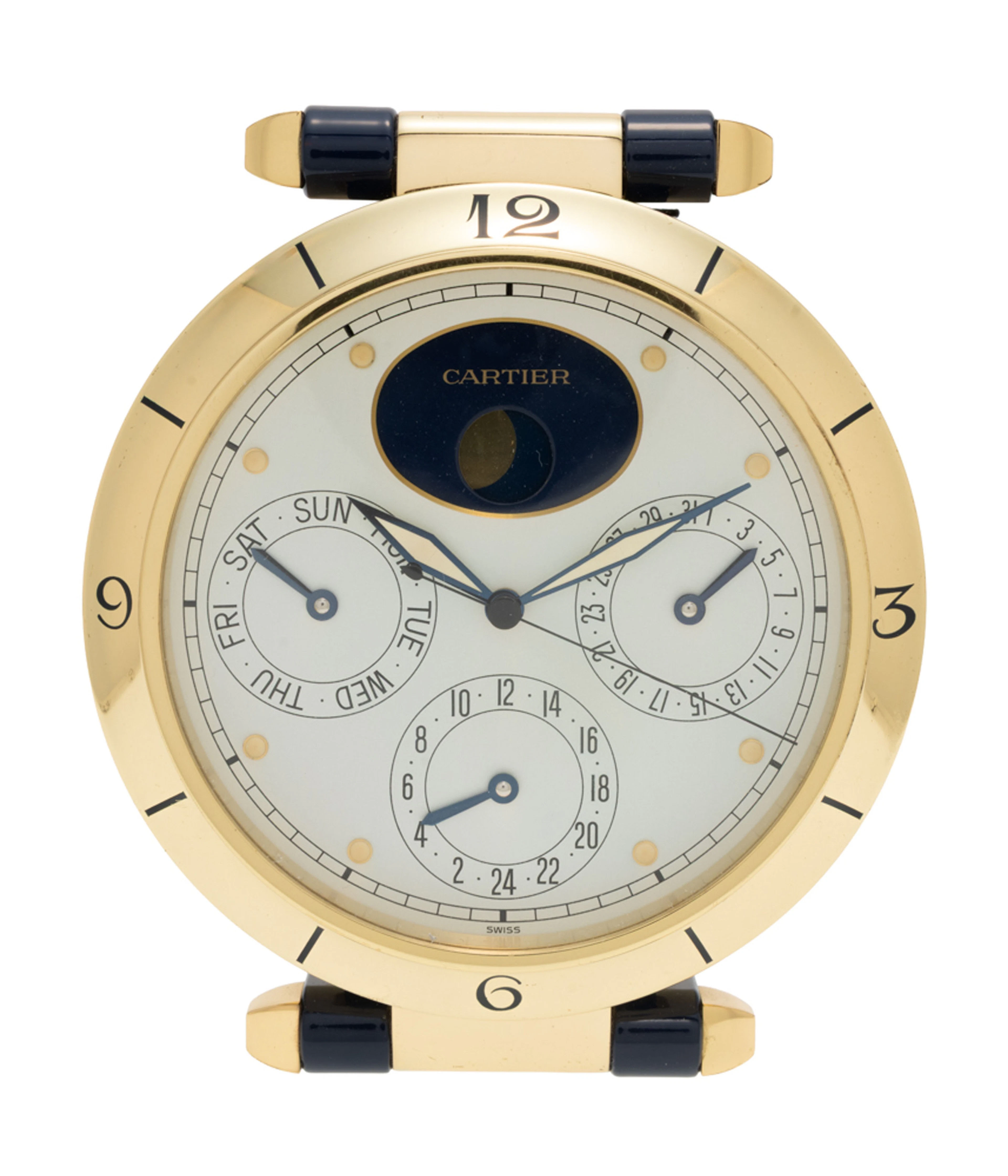 Cartier, Pasha, réf. 8913, pendulette de table en métal doré et laque