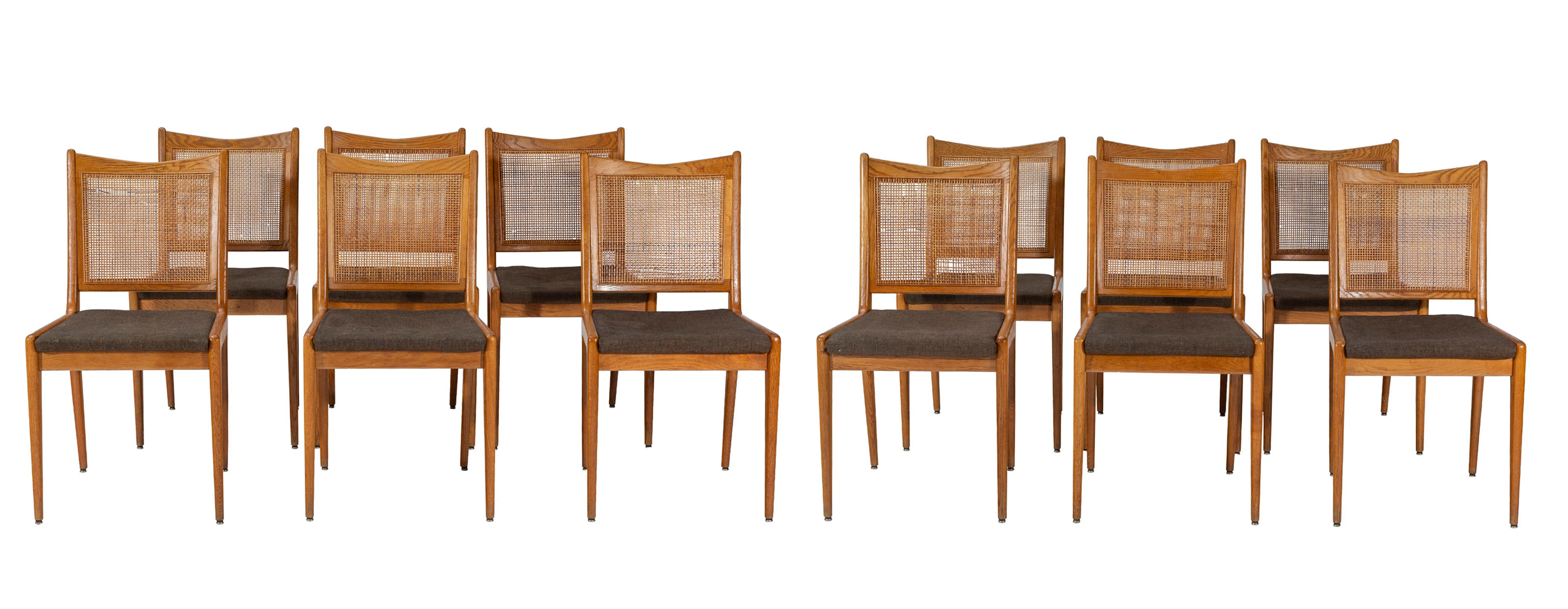 Suite de 12 chaises par Karl- Erik Ekselius (1914-1998), édition JOC