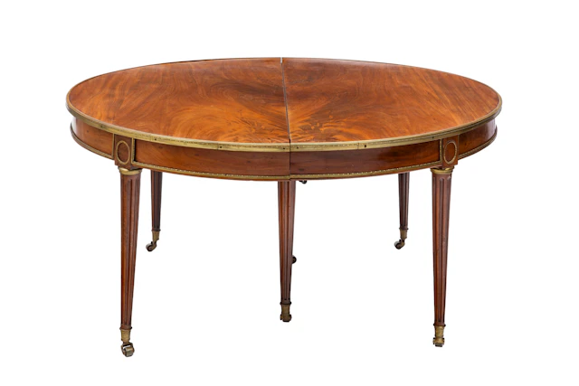 Table de salle à manger de style Louis XVI, XIXe s., en acajou et