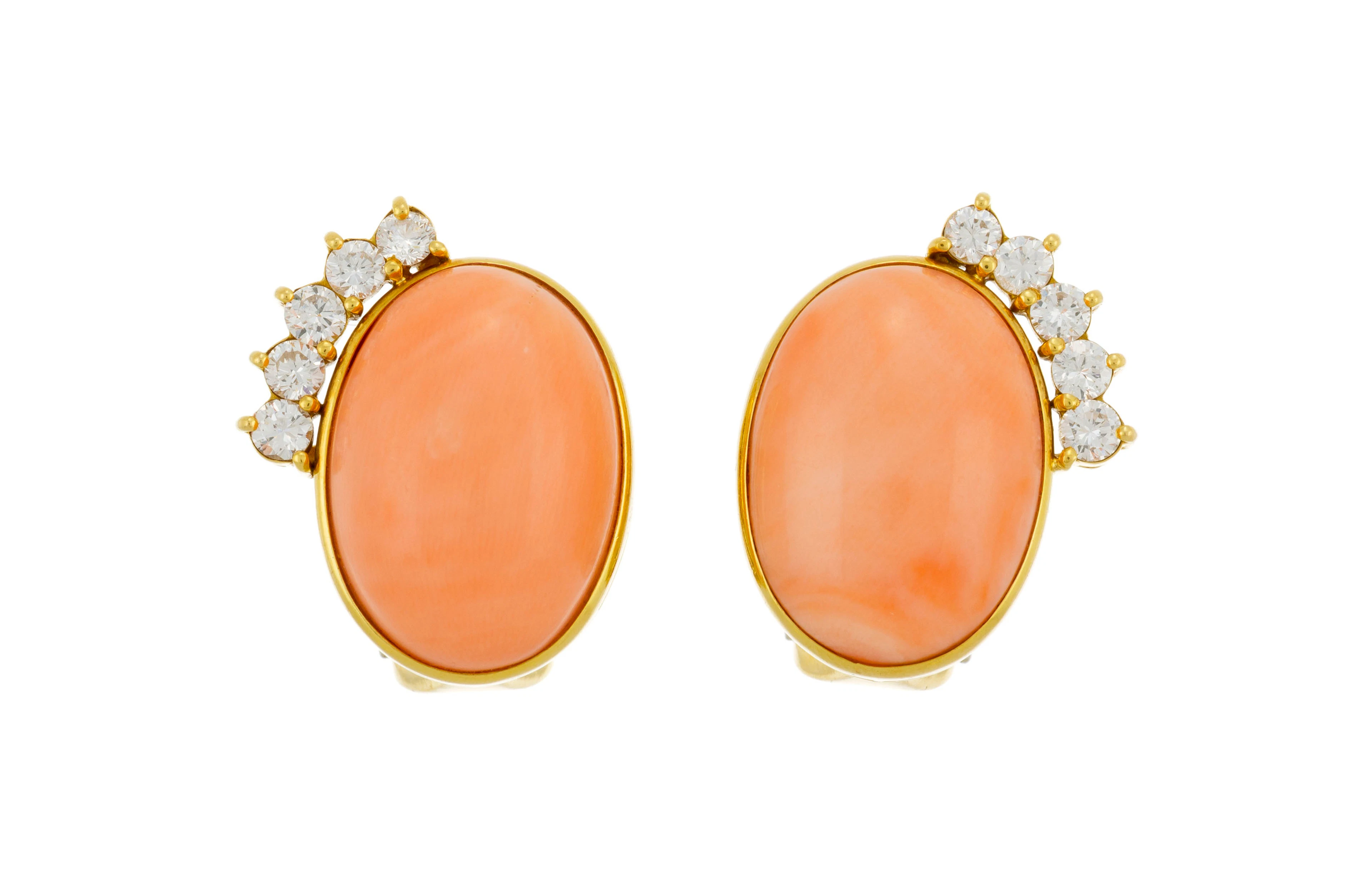 Blasco, paire de boucles d'oreilles or 750 ornées de cabochons de