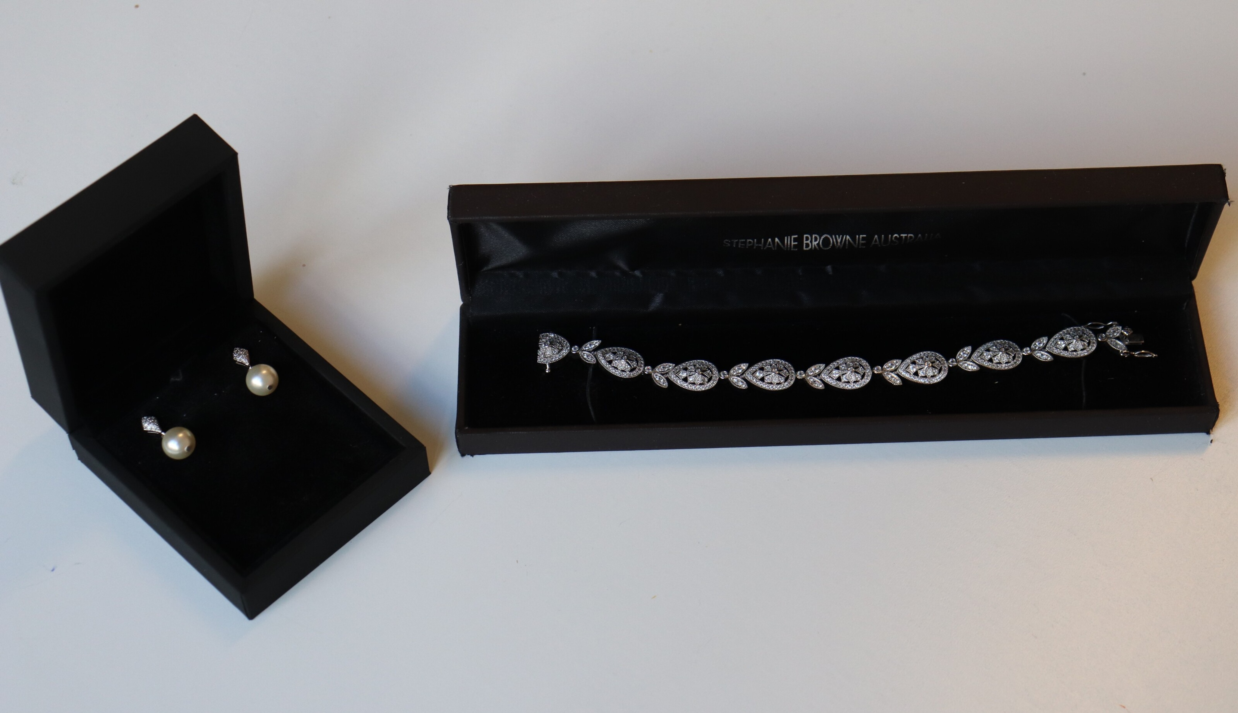 Stephanie Browne, collection Eternity, lot composé d'un bracelet "Diadème"