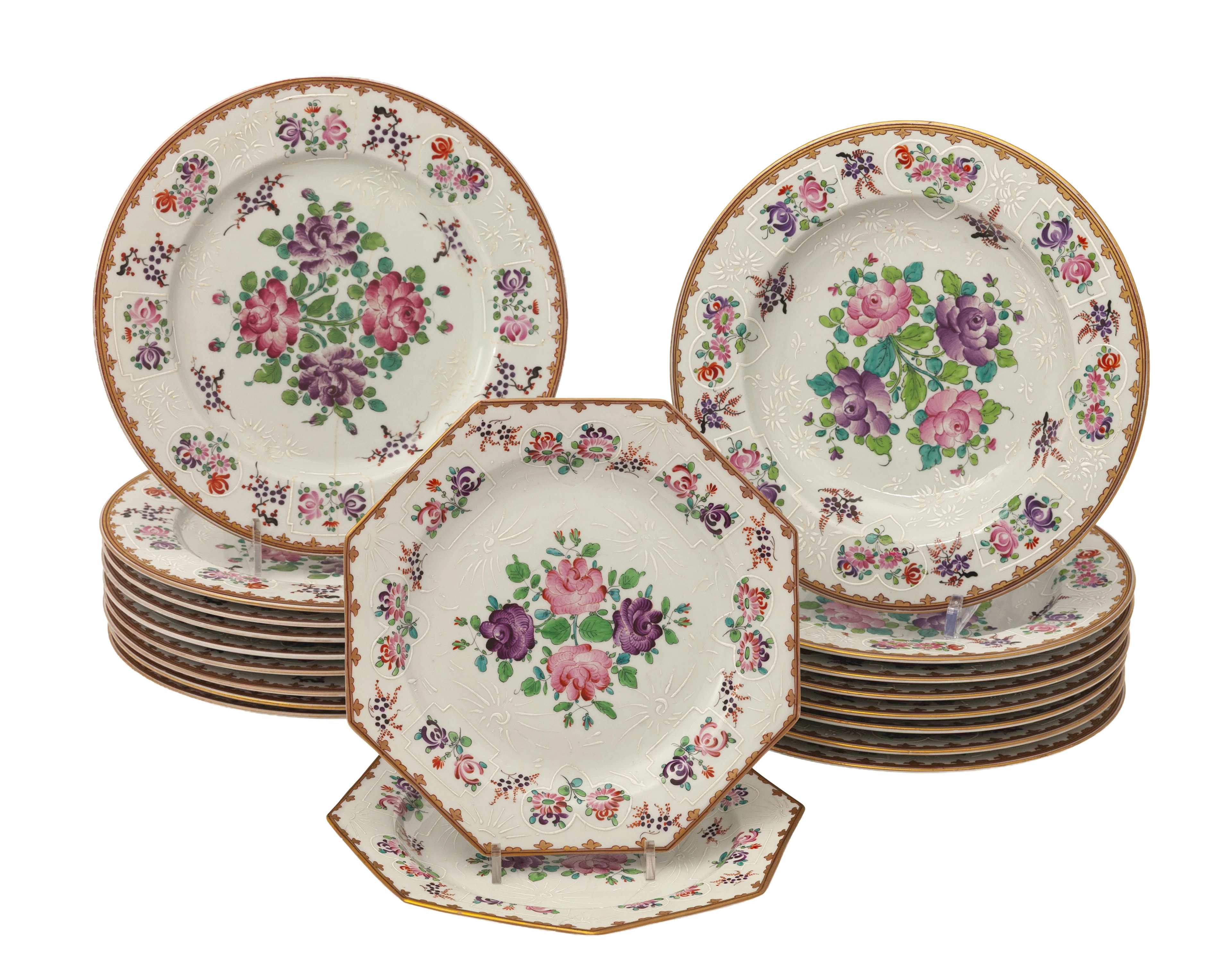 Ensemble de 19 assiettes en porcelaine famille rose, Samson dans le