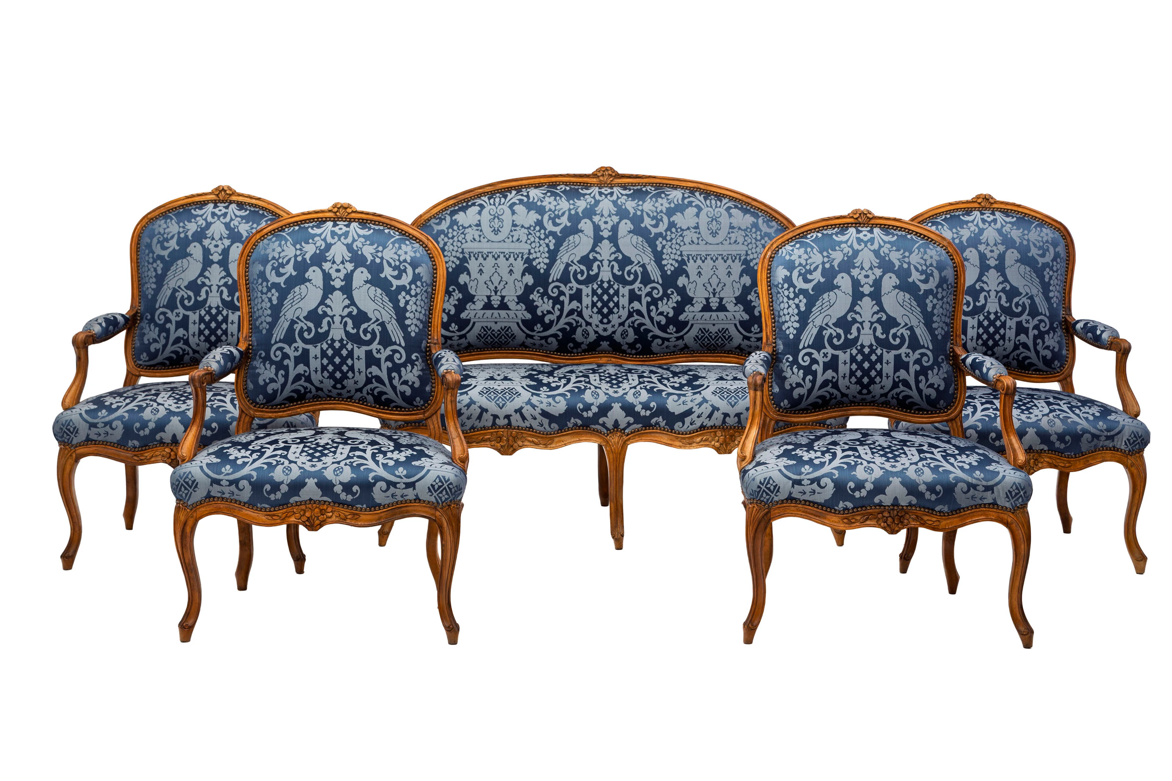 Salon d'époque Louis XV comprenant un canapé et 4 fauteuils, en hêtre