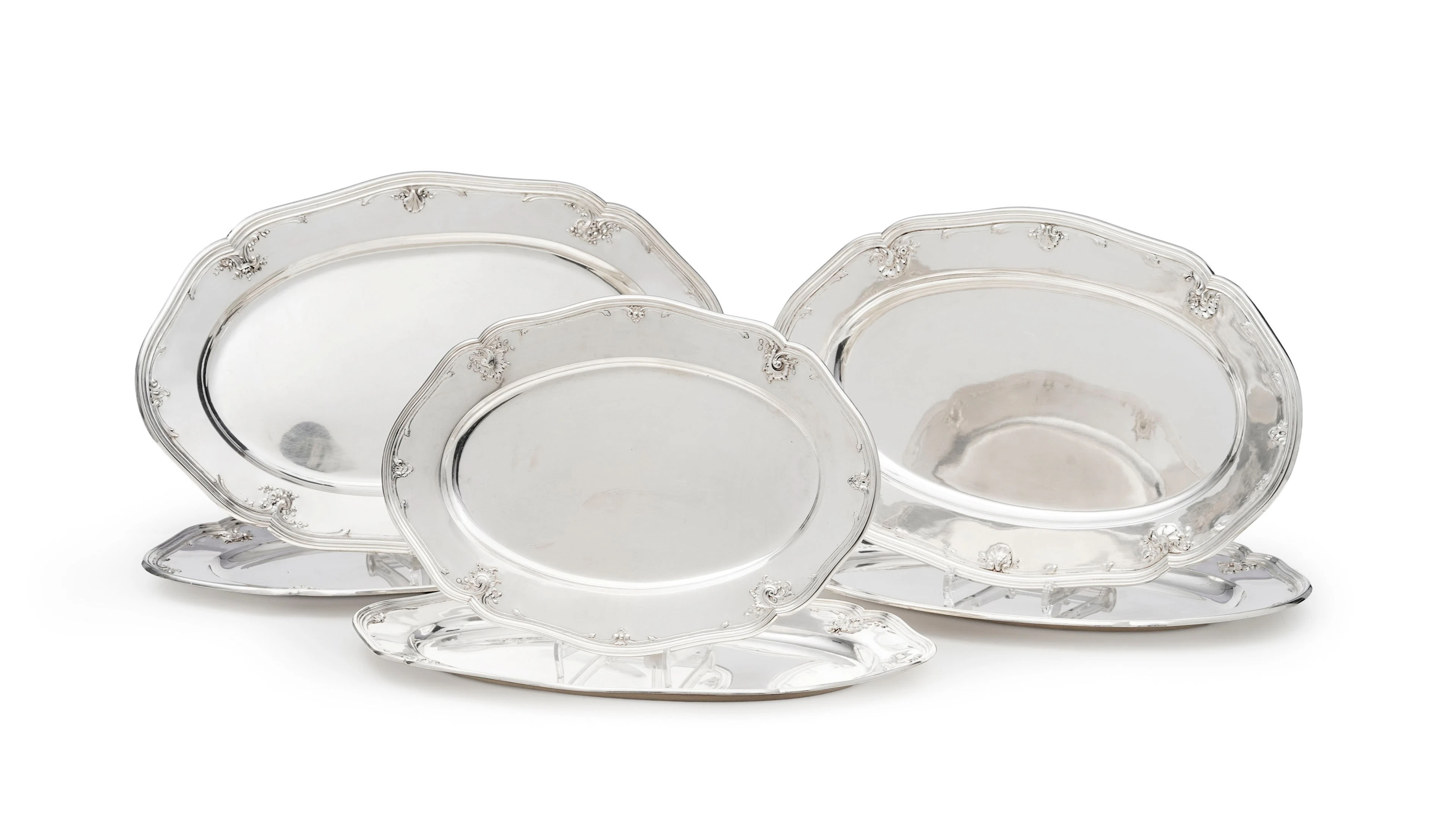 Ensemble de 6 plats ovales festonnés de service en argent 875, par