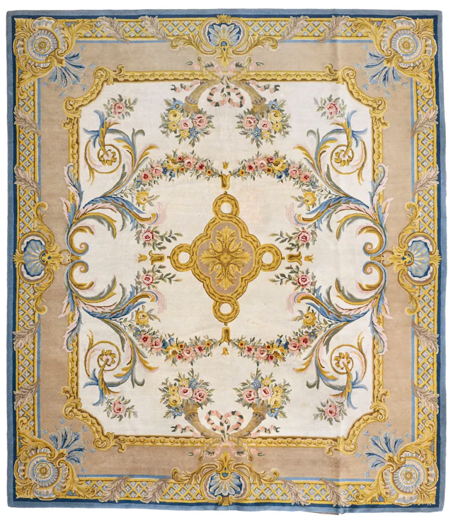 Tapis dans le goût de la Savonnerie, 2ème moitié du XXe s., à médaillon