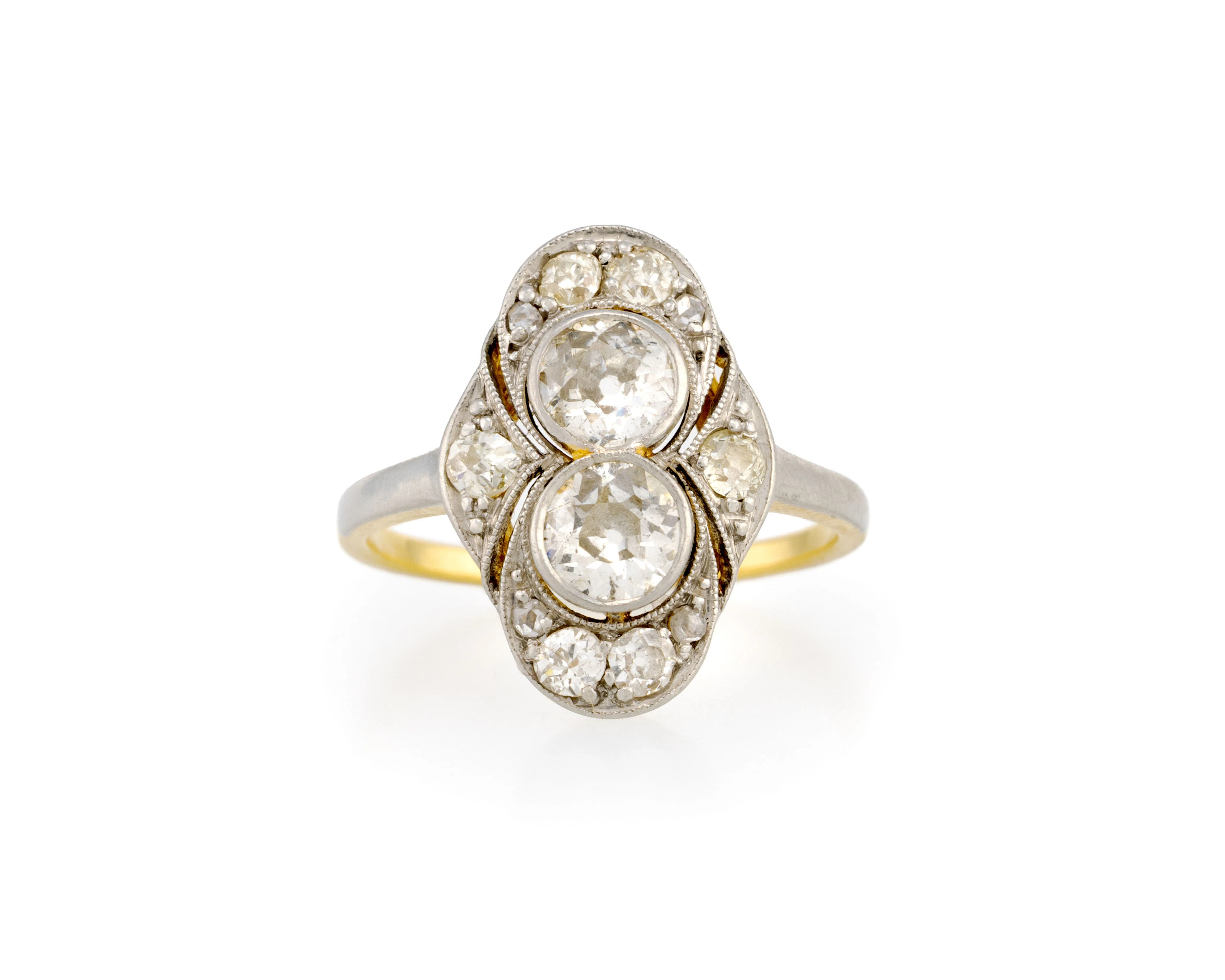 Bague Belle Epoque or 750 et platine ajourés sertie millegrain de