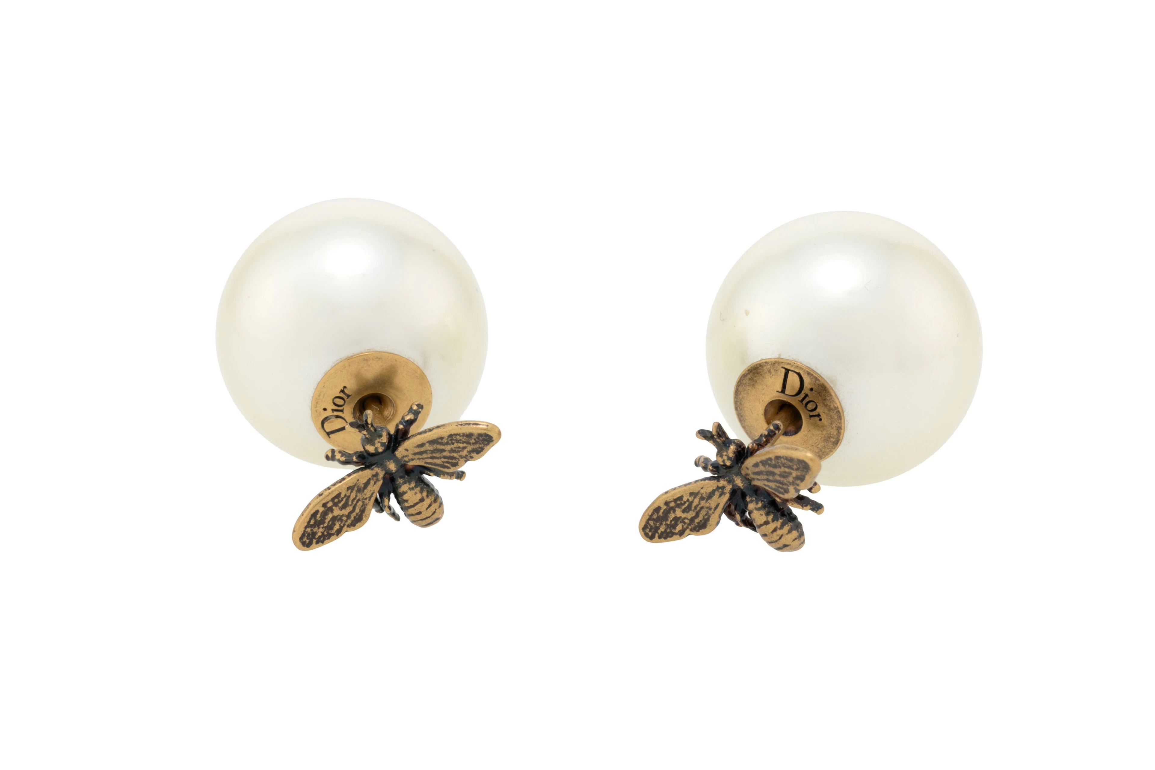 Christian Dior, paire de clous d'oreilles Tribal perles avec abeilles