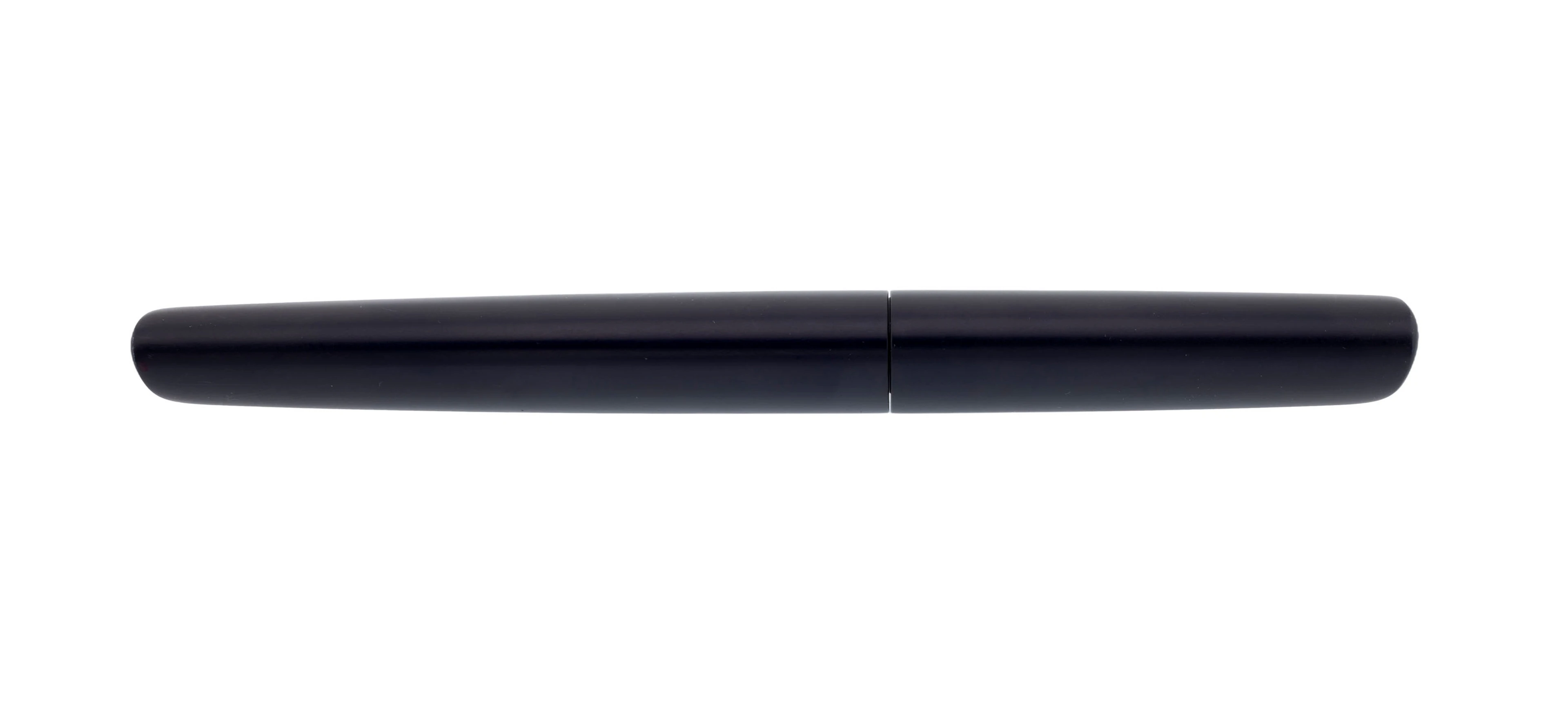 Hermès, Nautilus, stylo plume en aluminium brossé, signé, long. 14.5 cm