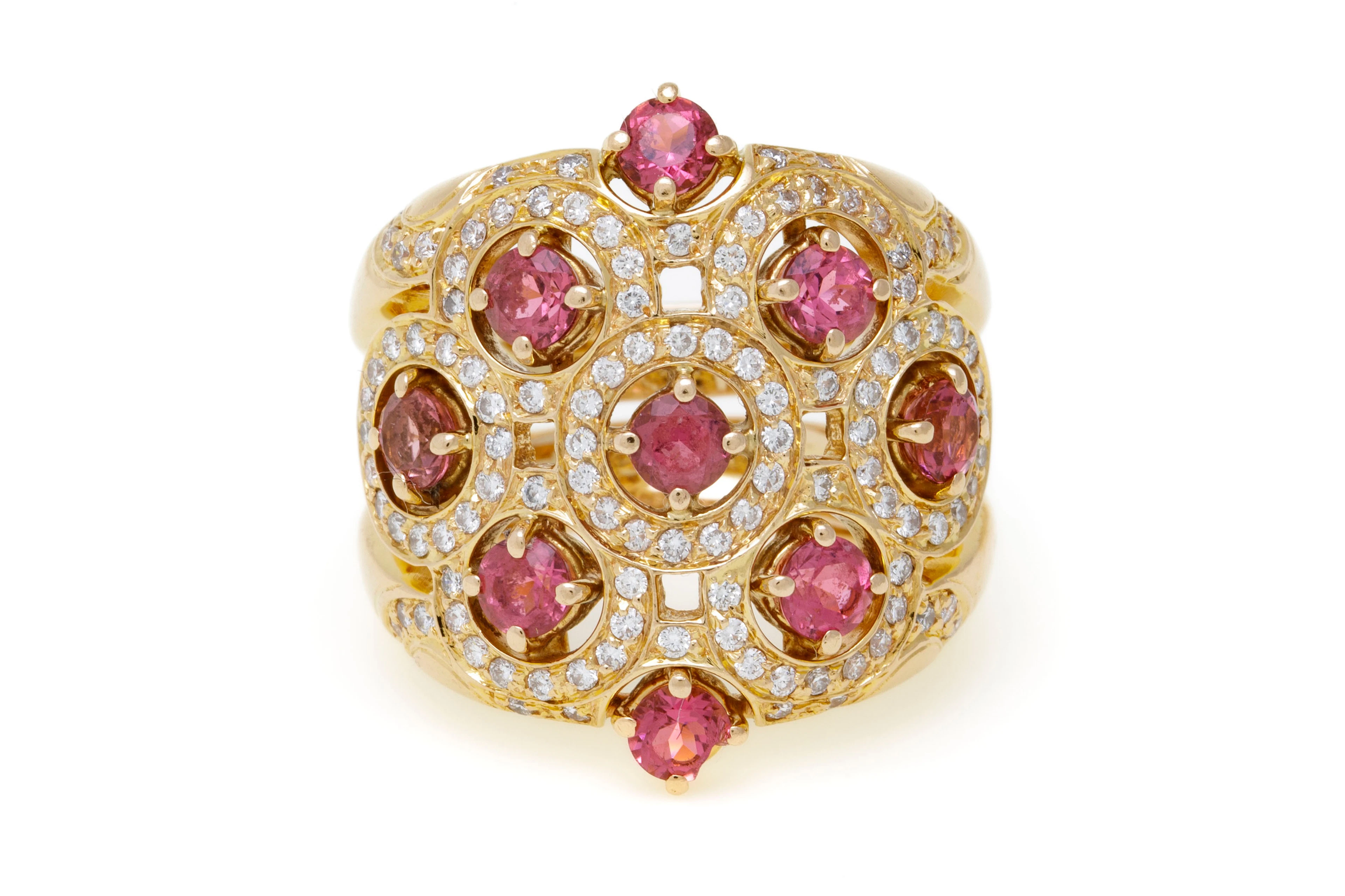 Bague or 750 ajouré sertie de tourmalines roses entourées de diamants