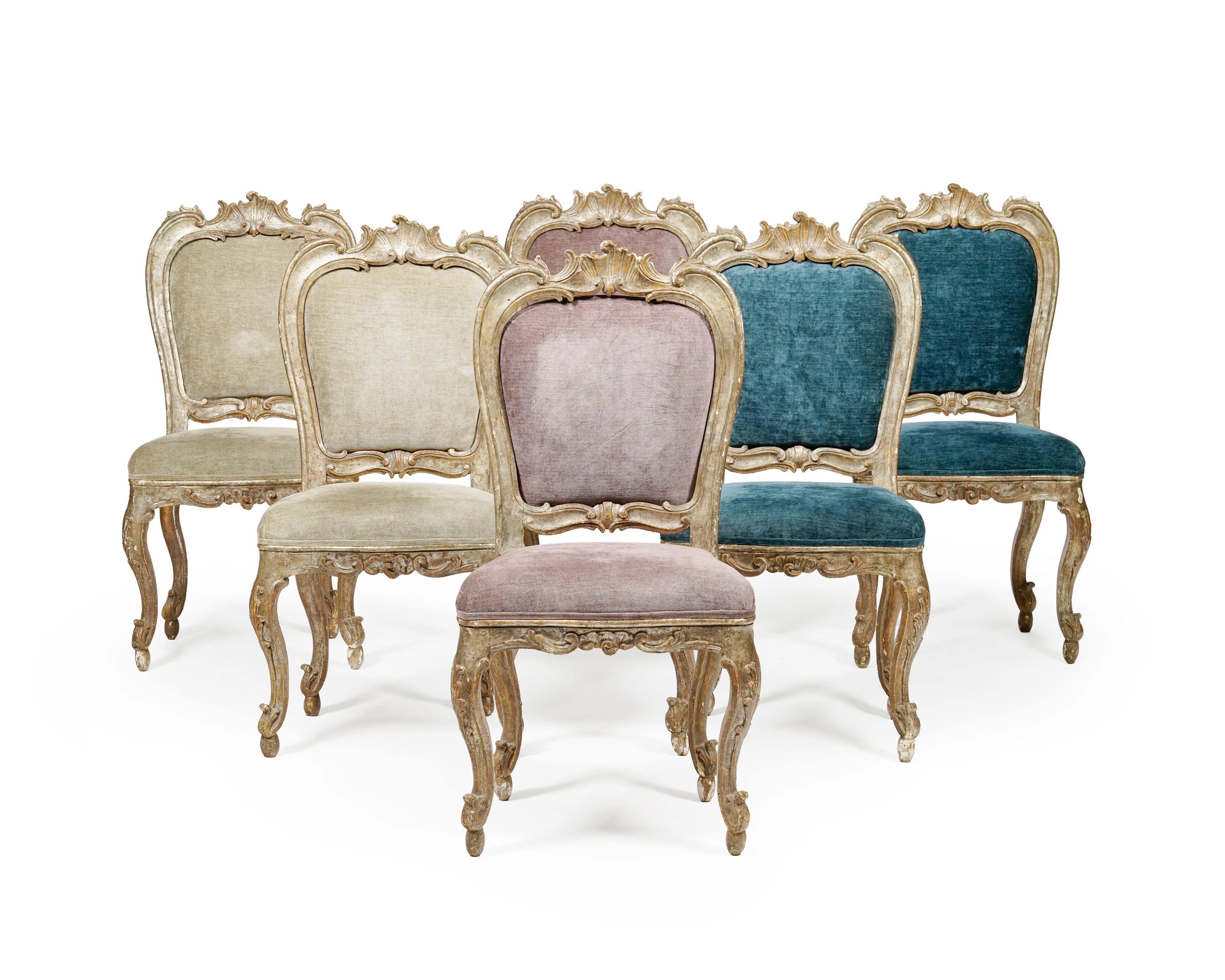 Suite de 6 chaises Rococo, Italie, XVIIIe s., en bois sculpté, argenté