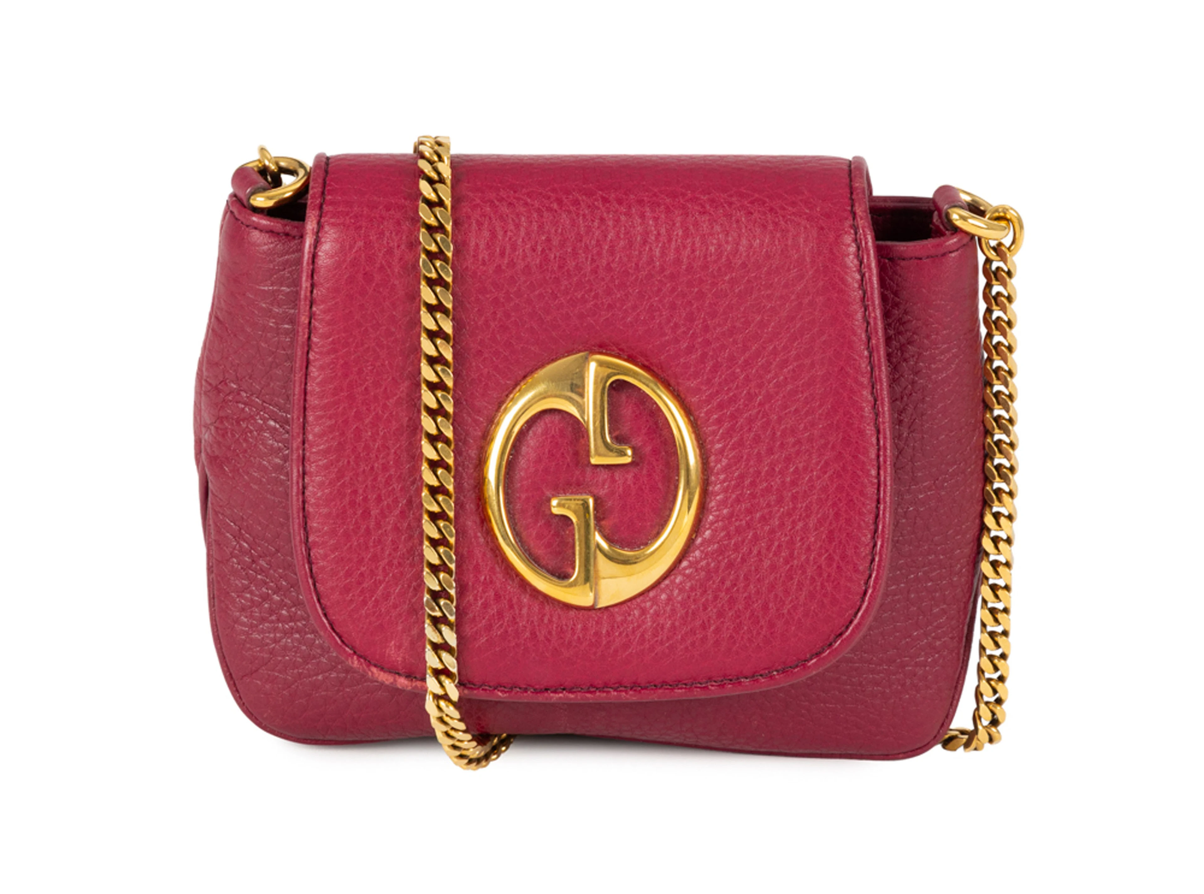 Gucci, pochette à rabat 1973 en cuir grainé bordeaux cramoisi, bandoulière